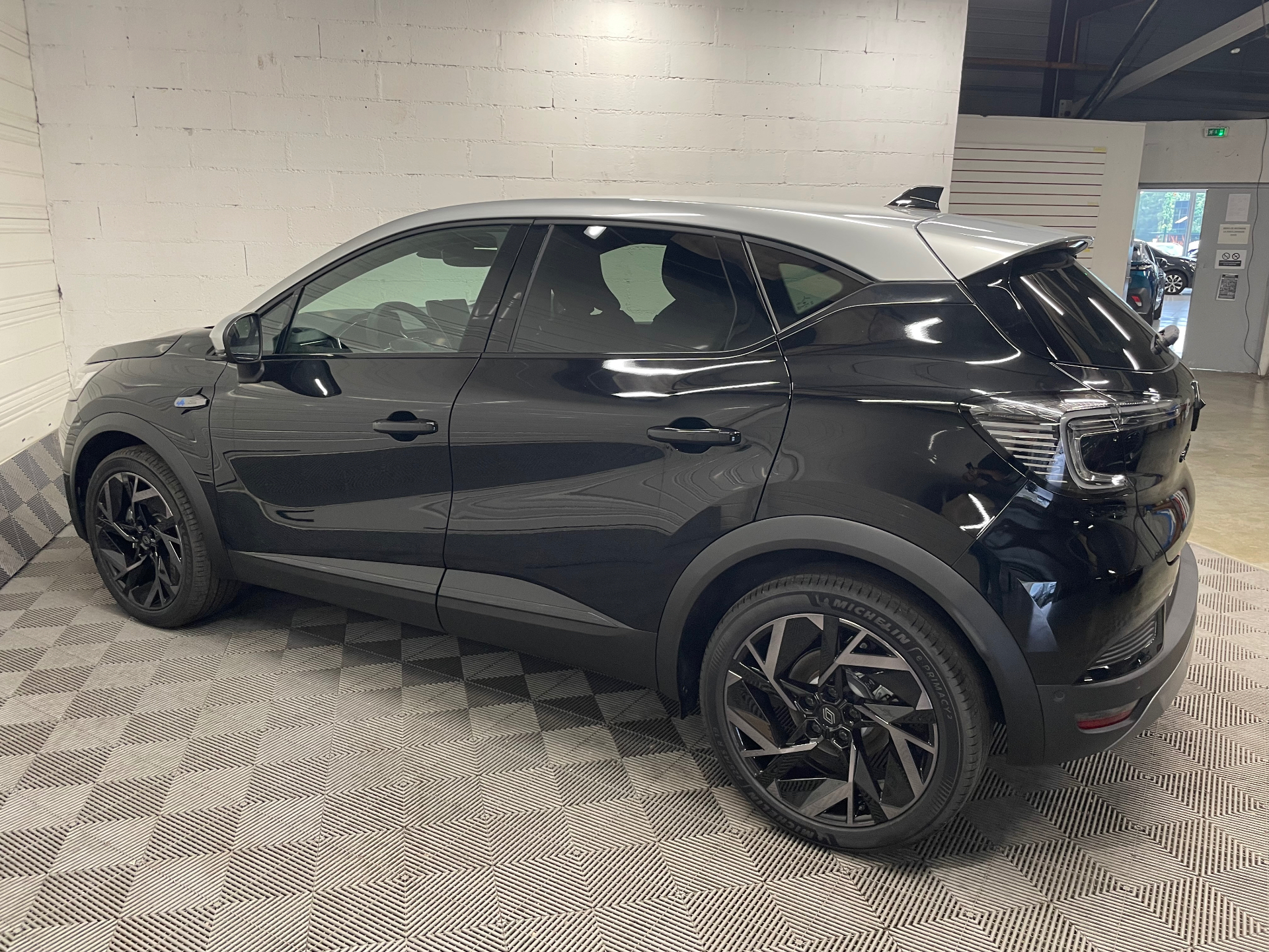 RENAULT CAPTUR E-Tech full hybrid 160 ch esprit Alpine