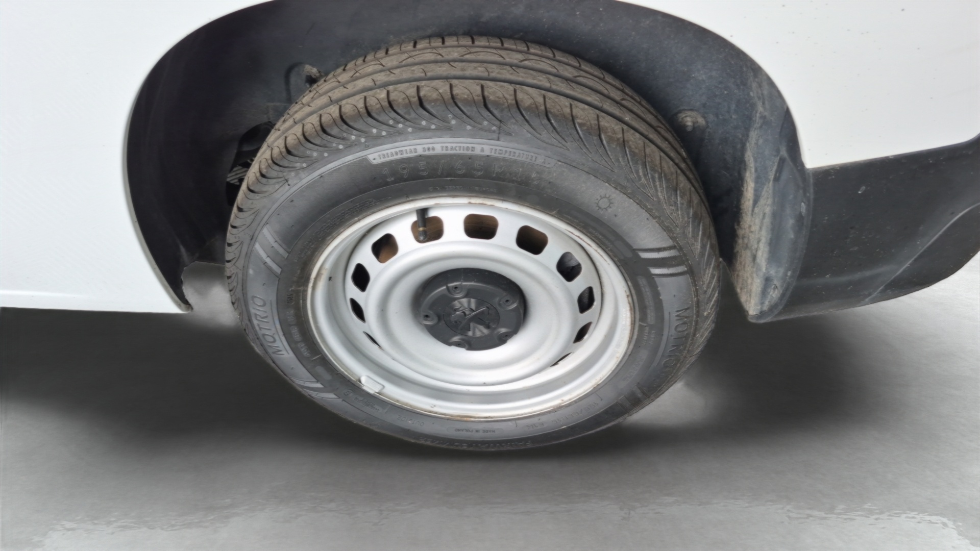 PEUGEOT PARTNER FOURGON STANDARD 650 KG BLUEHDI 100 S&S BVM6 ASPHALT