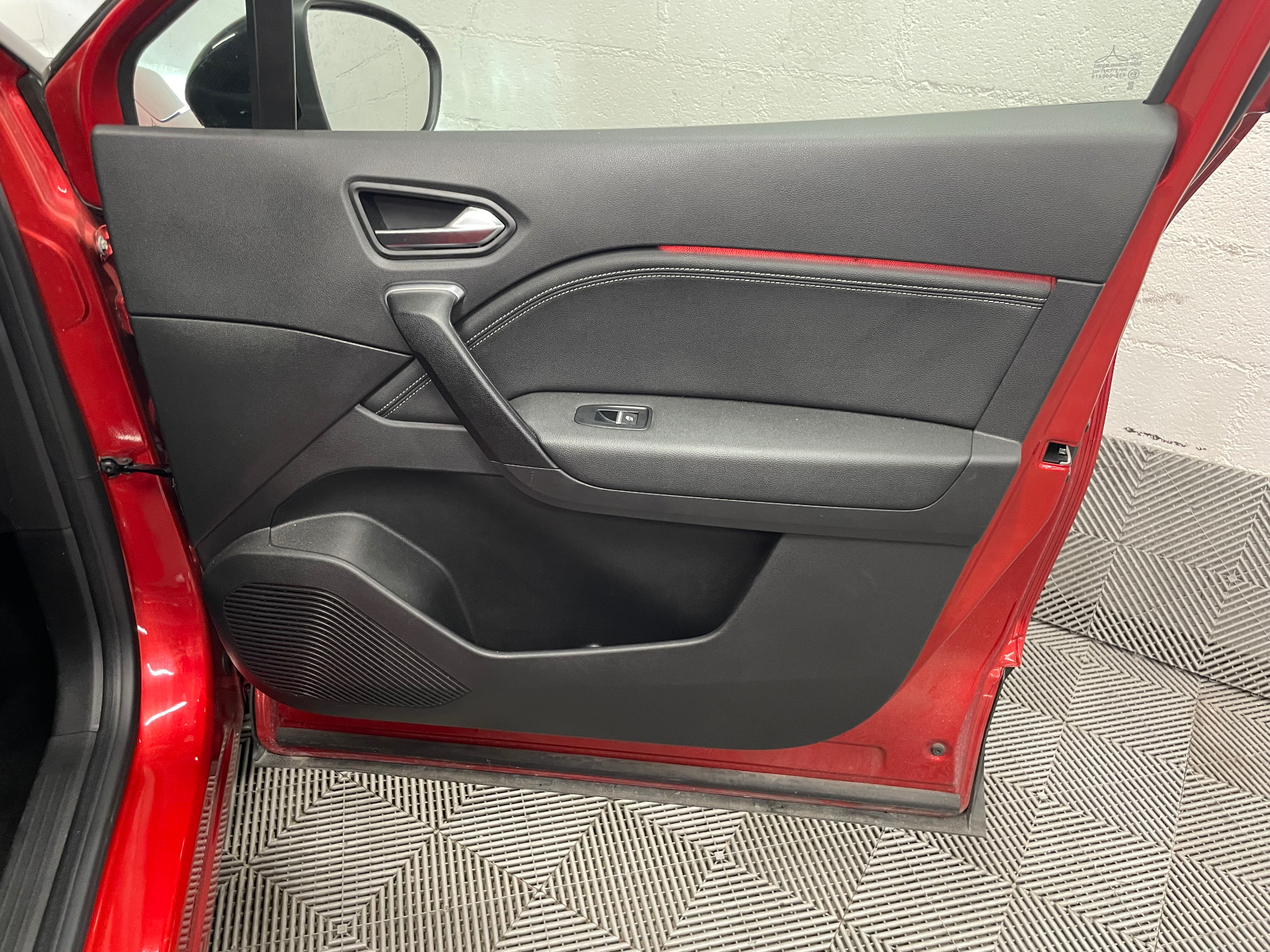 RENAULT CAPTUR techno mild hybrid 140