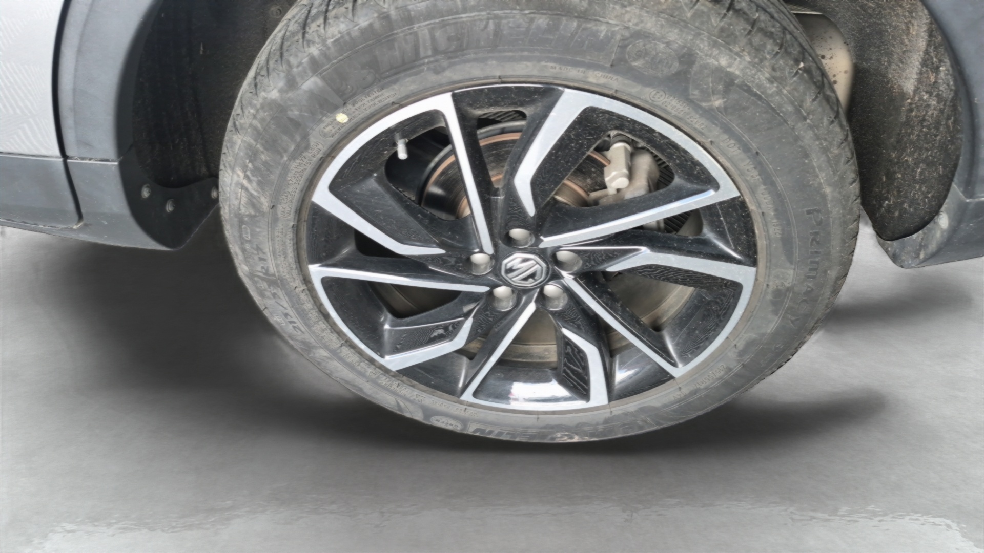 MG ZS ZS ESSENCE 106 CH LUXURY