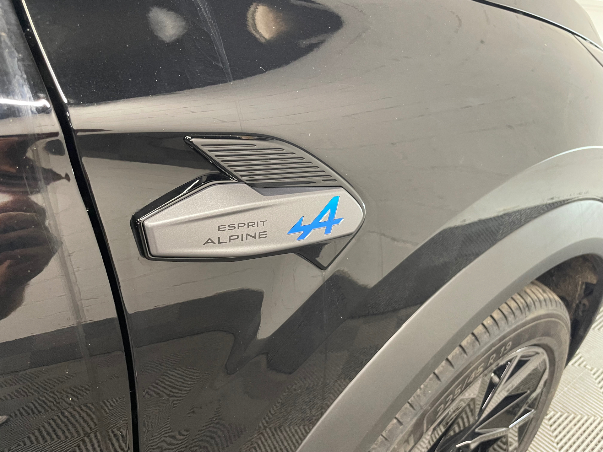 RENAULT CAPTUR E-Tech full hybrid 160 ch esprit Alpine