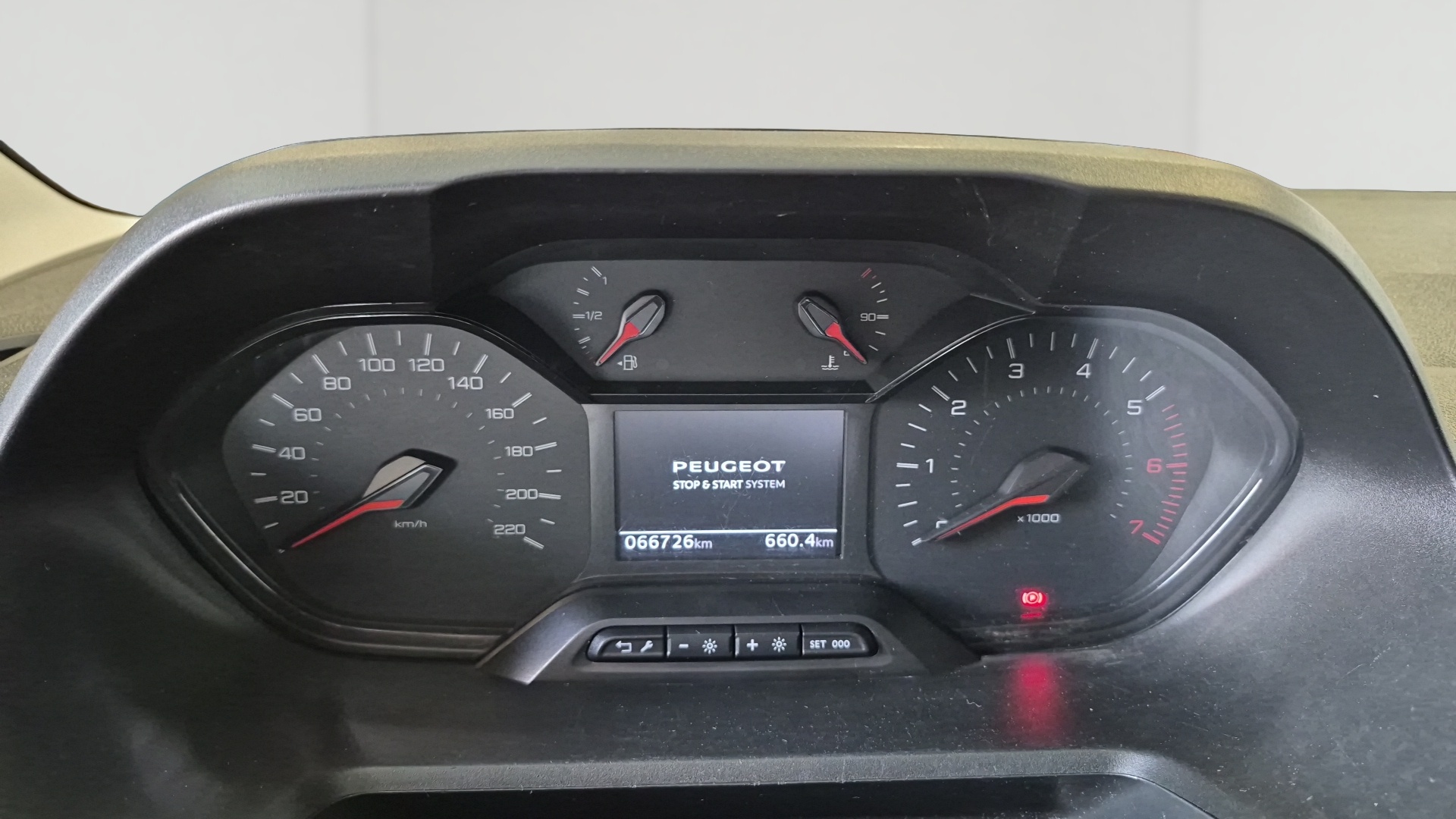 PEUGEOT PARTNER FOURGON STANDARD 650 KG BLUEHDI 100 S&S BVM6 ASPHALT