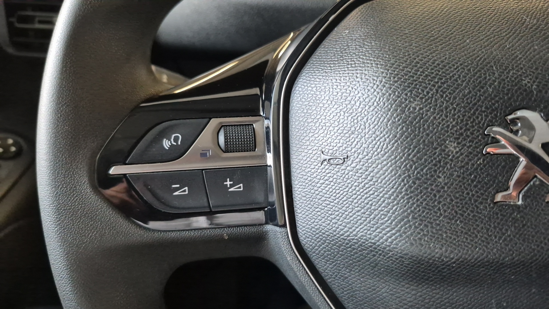 PEUGEOT PARTNER FOURGON STANDARD 650 KG BLUEHDI 100 S&S BVM6 ASPHALT