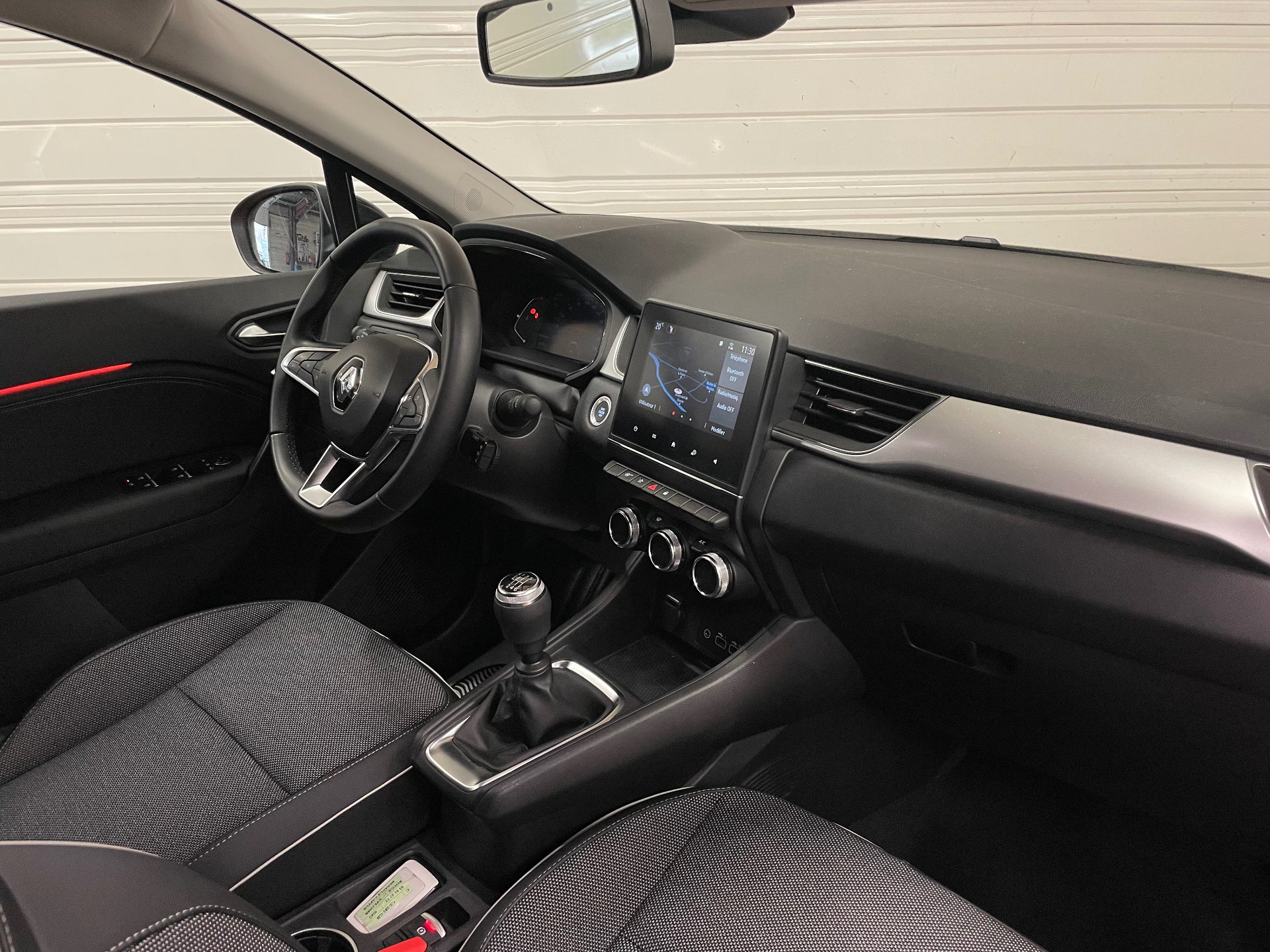 RENAULT CAPTUR techno mild hybrid 140