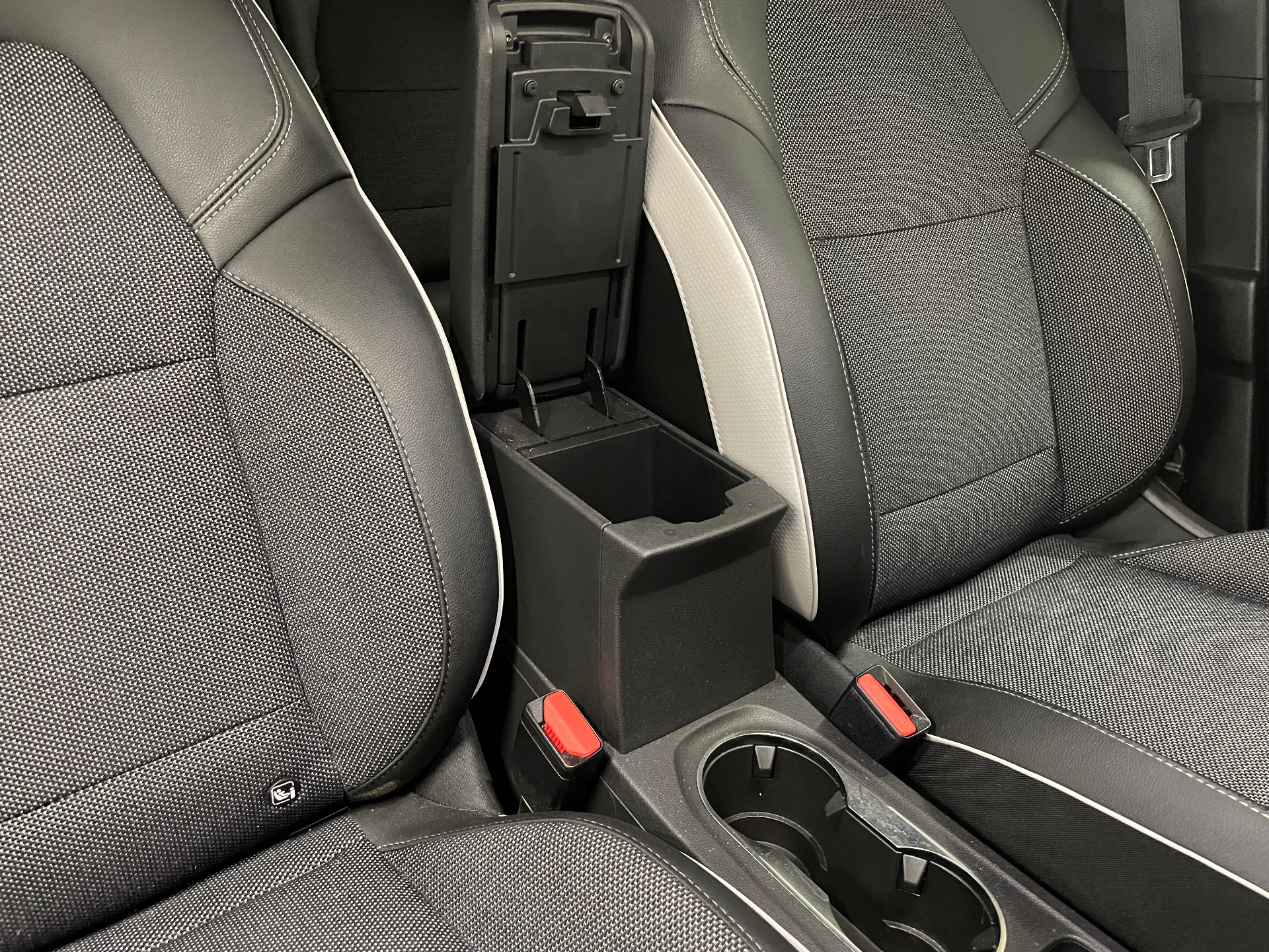 RENAULT CAPTUR techno mild hybrid 140
