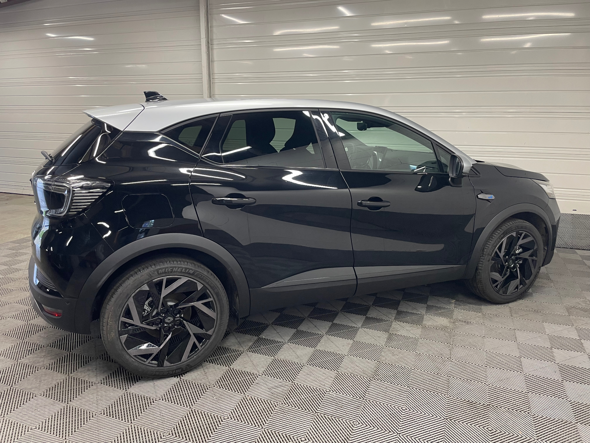 RENAULT CAPTUR E-Tech full hybrid 160 ch esprit Alpine