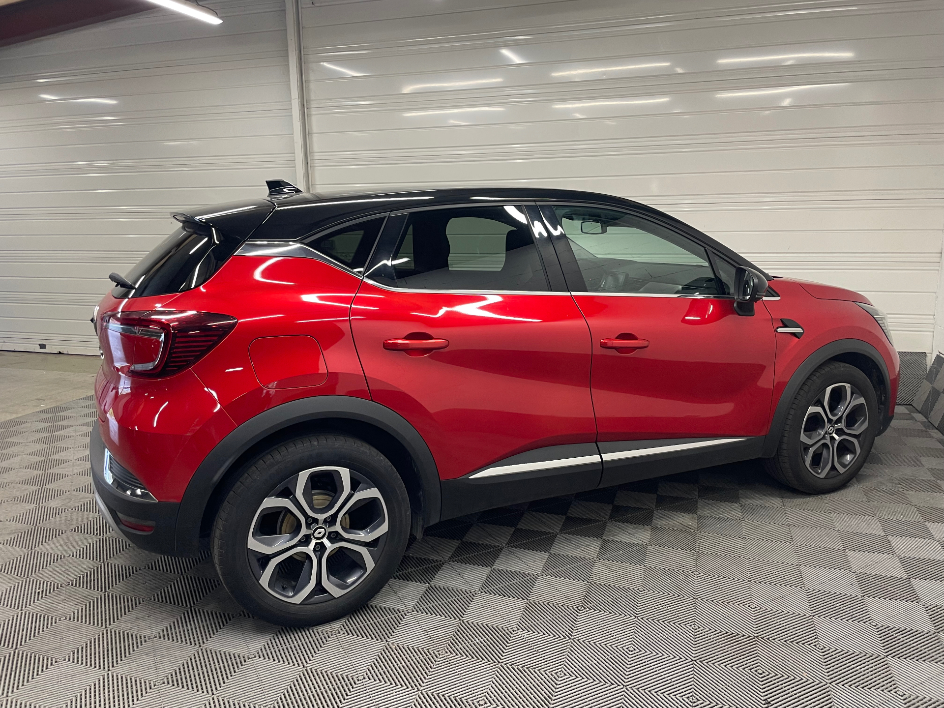 RENAULT CAPTUR techno mild hybrid 140