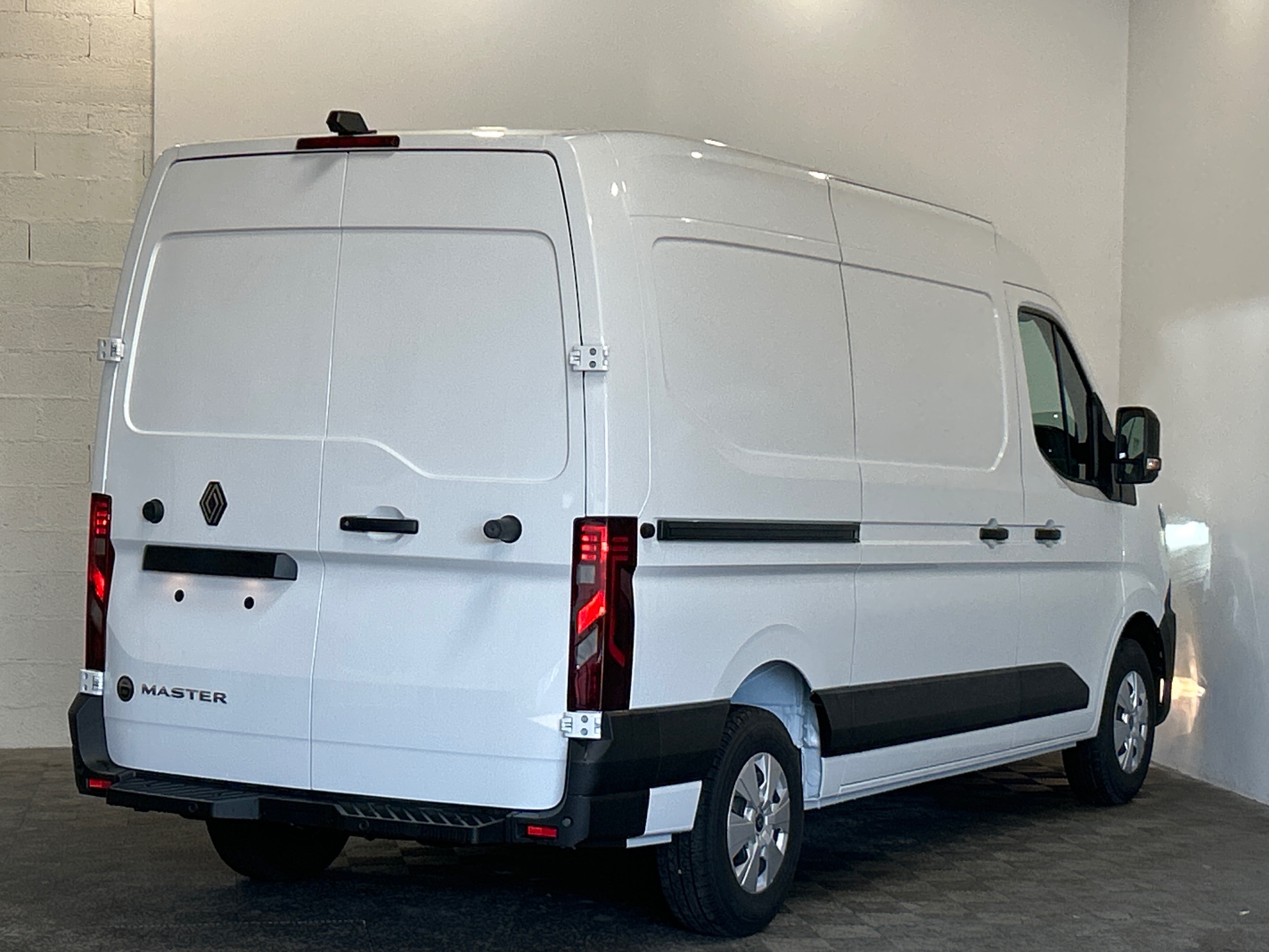 RENAULT MASTER FOURGON FG BLUE DCI 150 L2H2 3T5 TR ADVANCE
