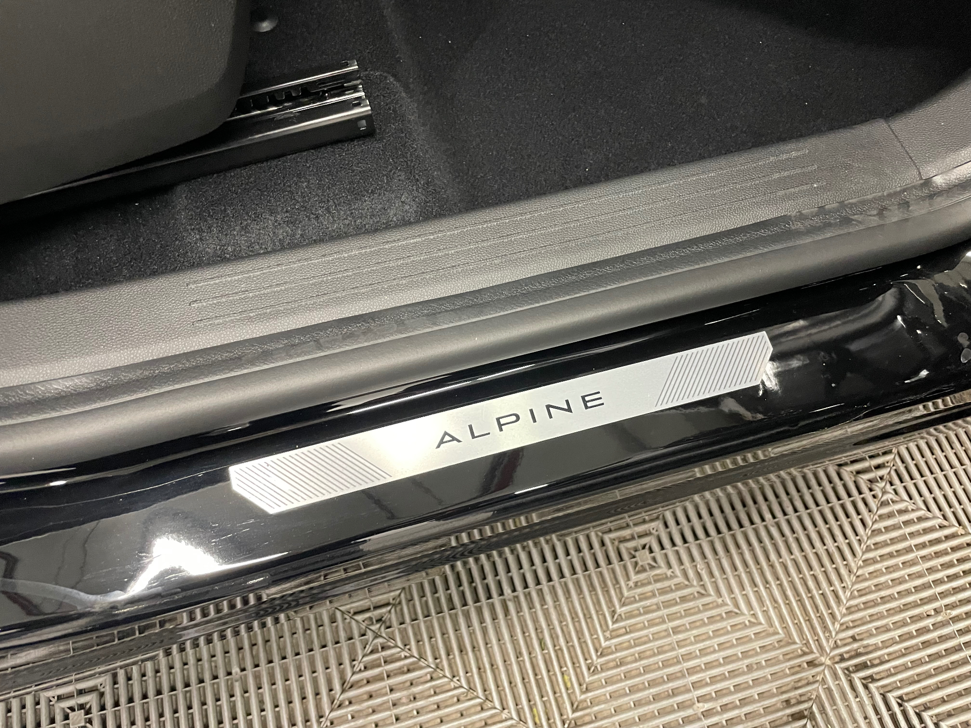 RENAULT CAPTUR E-Tech full hybrid 160 ch esprit Alpine