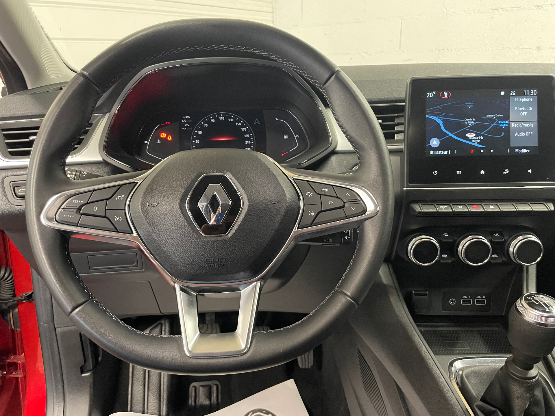 RENAULT CAPTUR techno mild hybrid 140