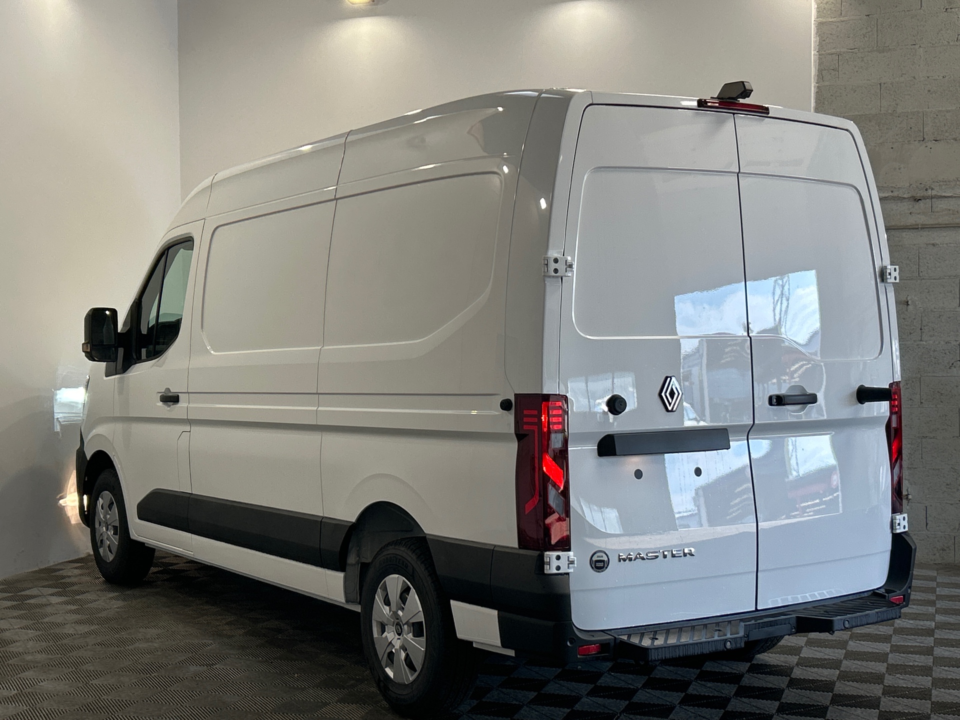 RENAULT MASTER FOURGON FG BLUE DCI 150 L2H2 3T5 TR ADVANCE