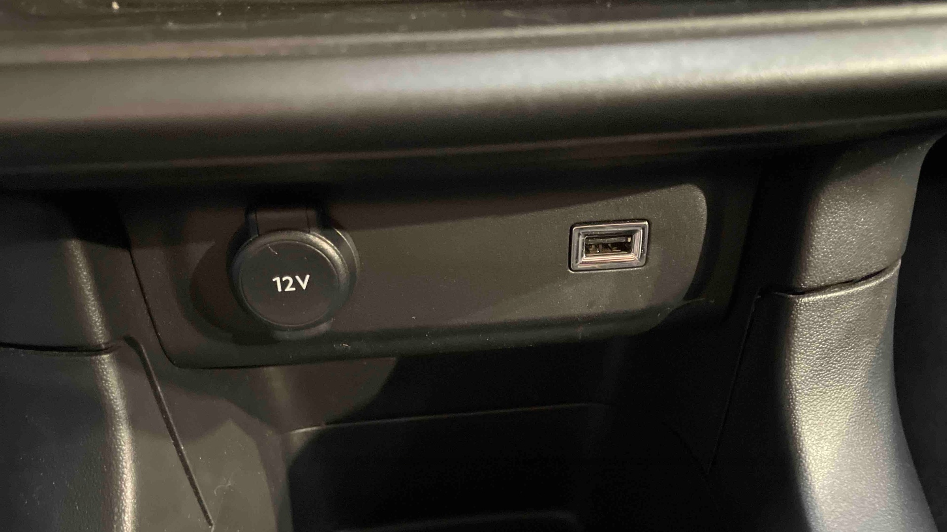 CITROEN C3 PureTech 110 S&S BVM6 C-Series - 5P