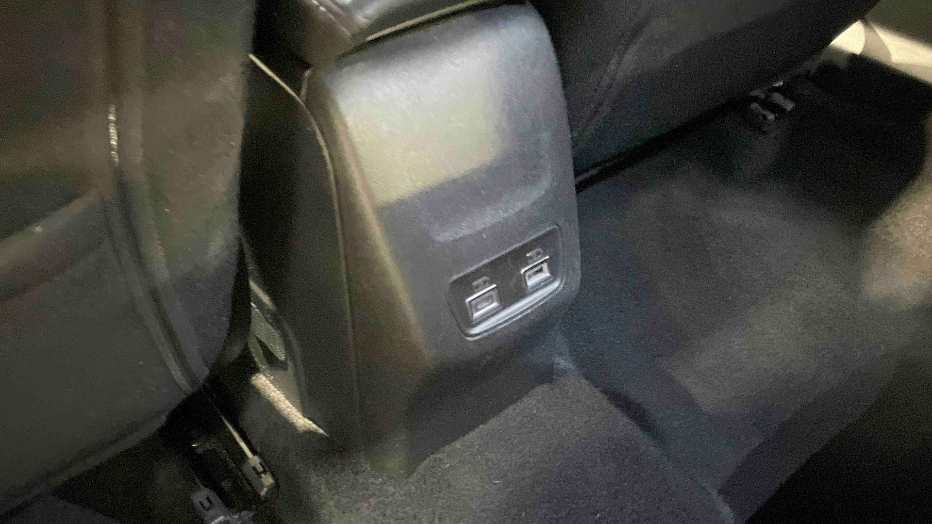PEUGEOT 2008 PureTech 130 S&S EAT8 Allure - 5P