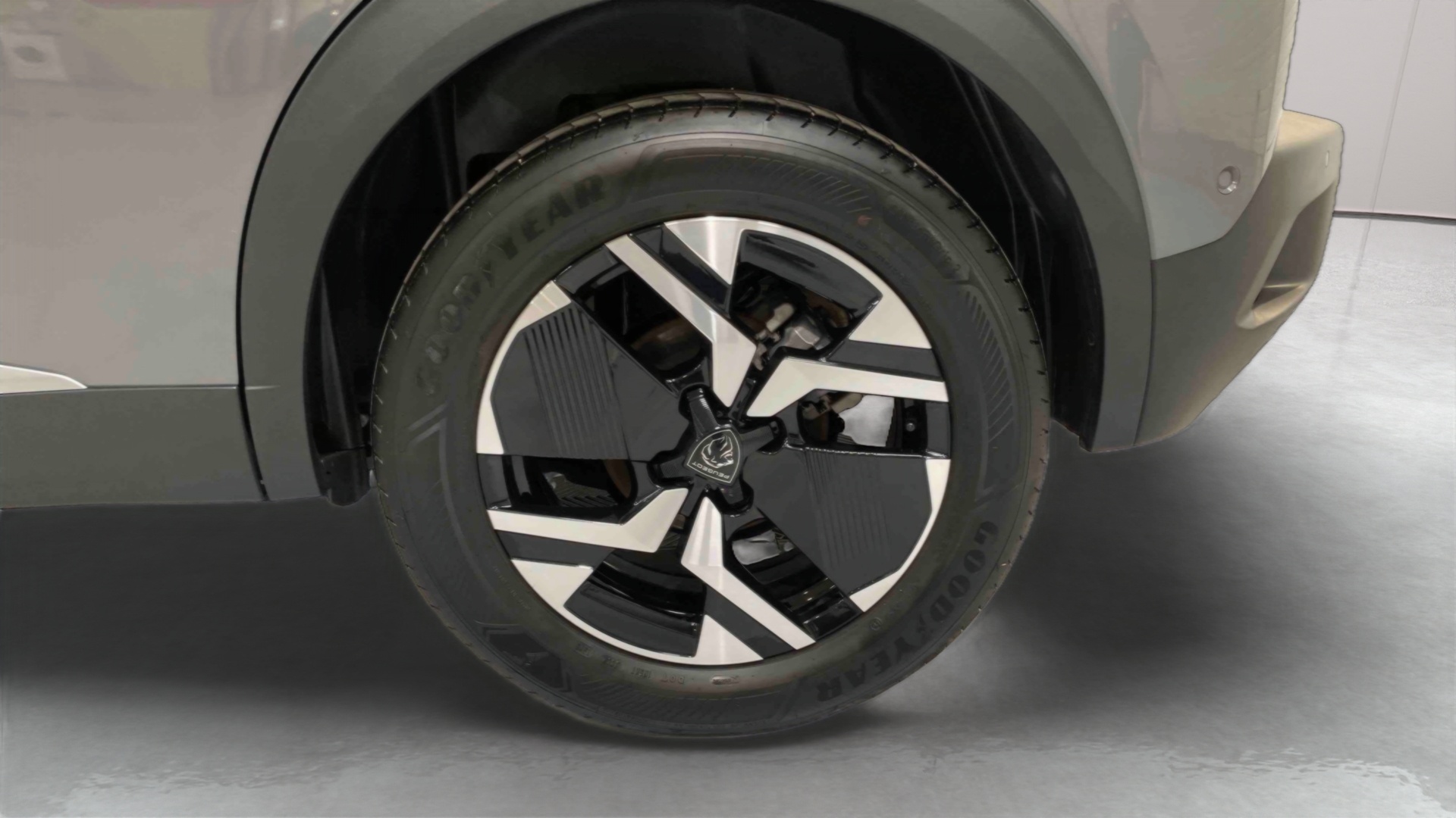 PEUGEOT 2008 130 S&S EAT8 Allure - 5P