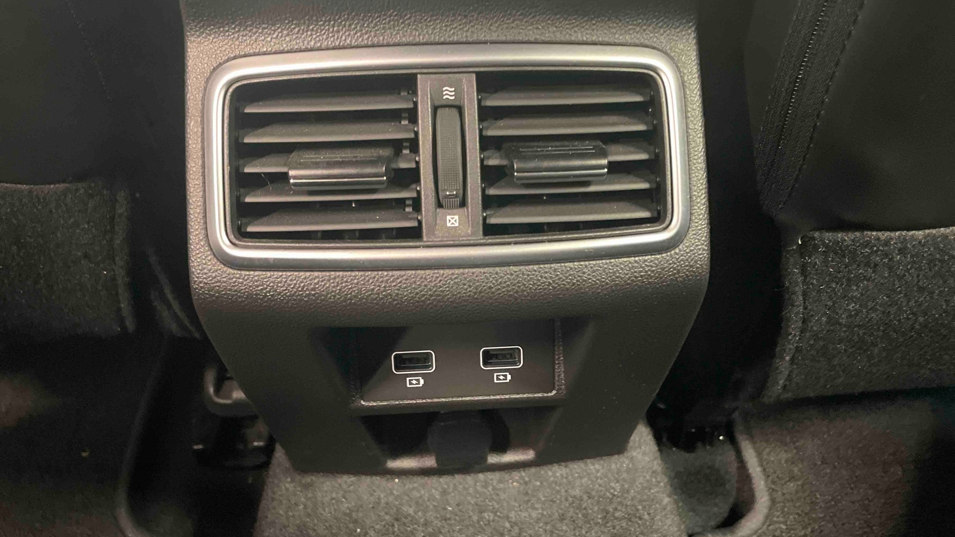 RENAULT MEGANE IV BERLINE Blue dCi 115 EDC - 21N Business