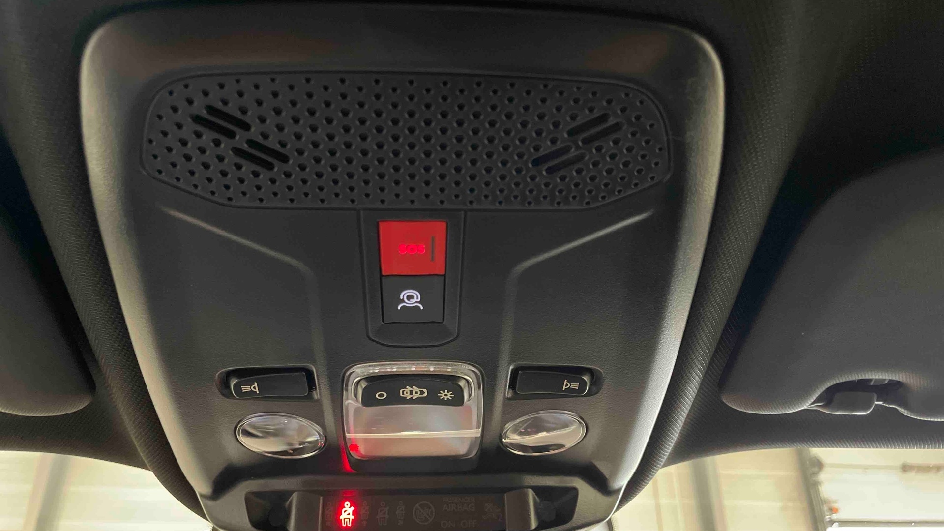 PEUGEOT 2008 130 S&S EAT8 Allure - 5P