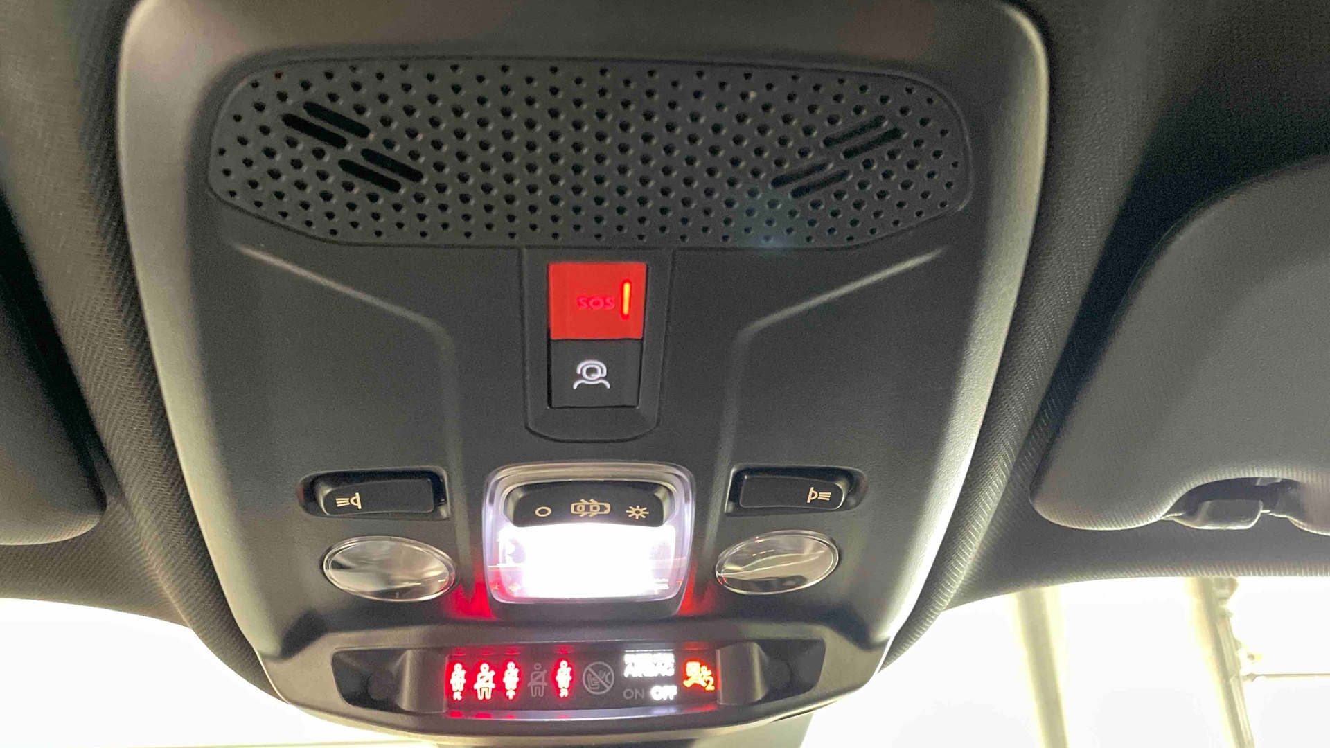 PEUGEOT 2008 PureTech 130 S&S EAT8 Allure - 5P