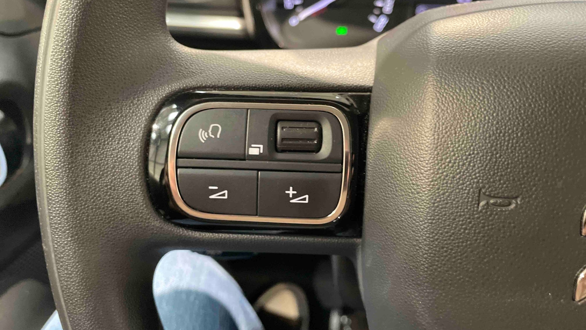 CITROEN C3 PureTech 110 S&S BVM6 C-Series - 5P