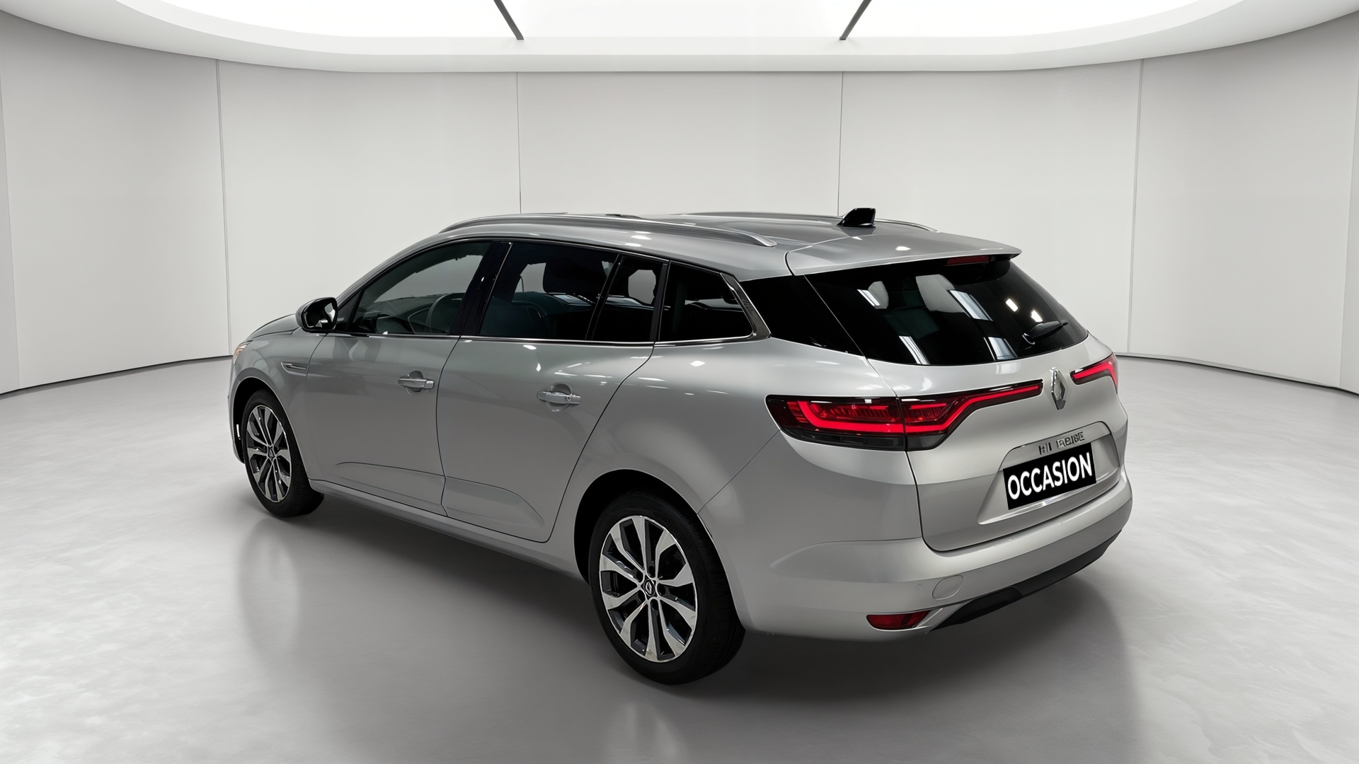 RENAULT MEGANE IV ESTATE TCe 140 EDC Techno - 5P