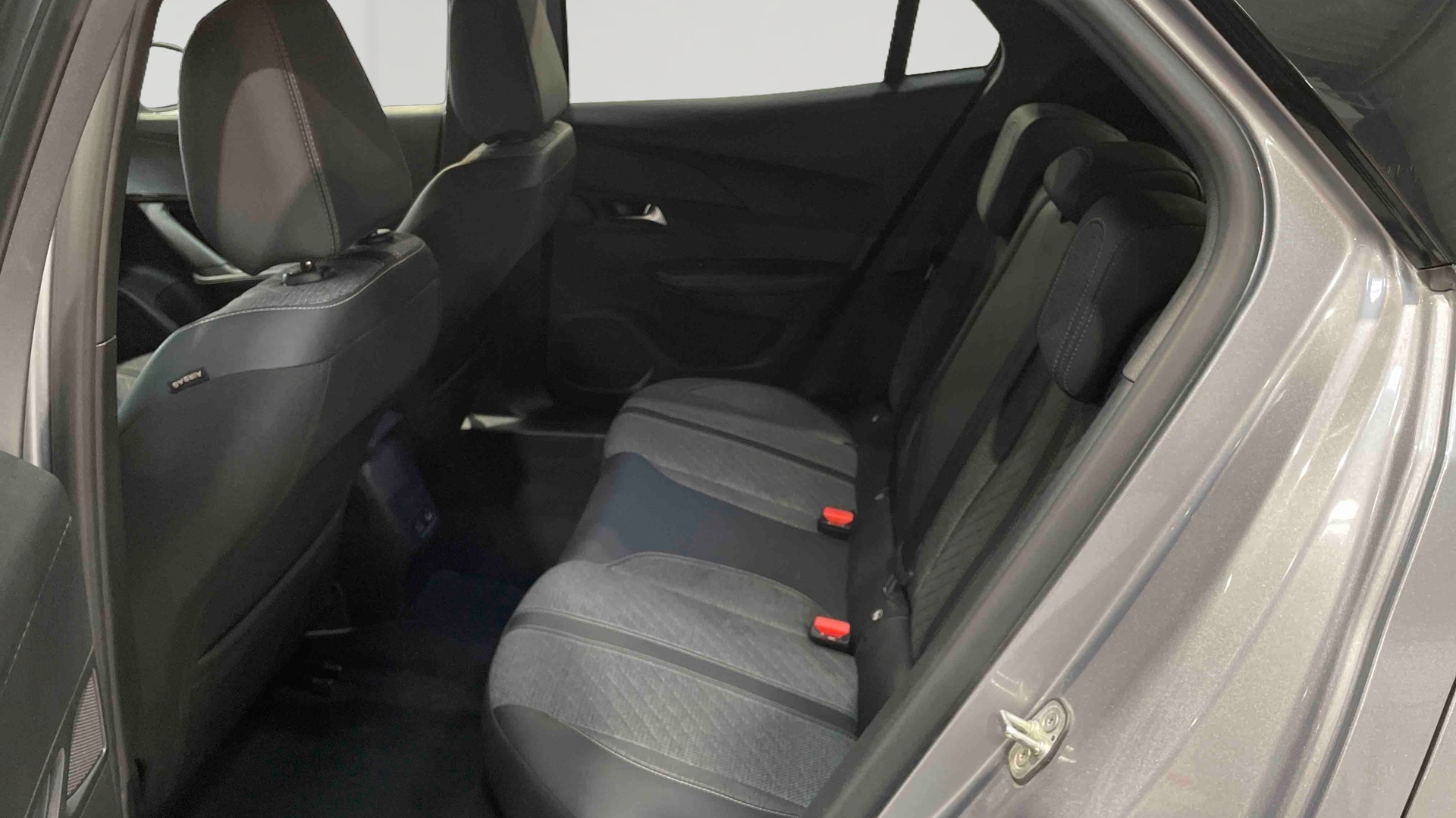PEUGEOT 2008 PureTech 130 S&S EAT8 Allure - 5P