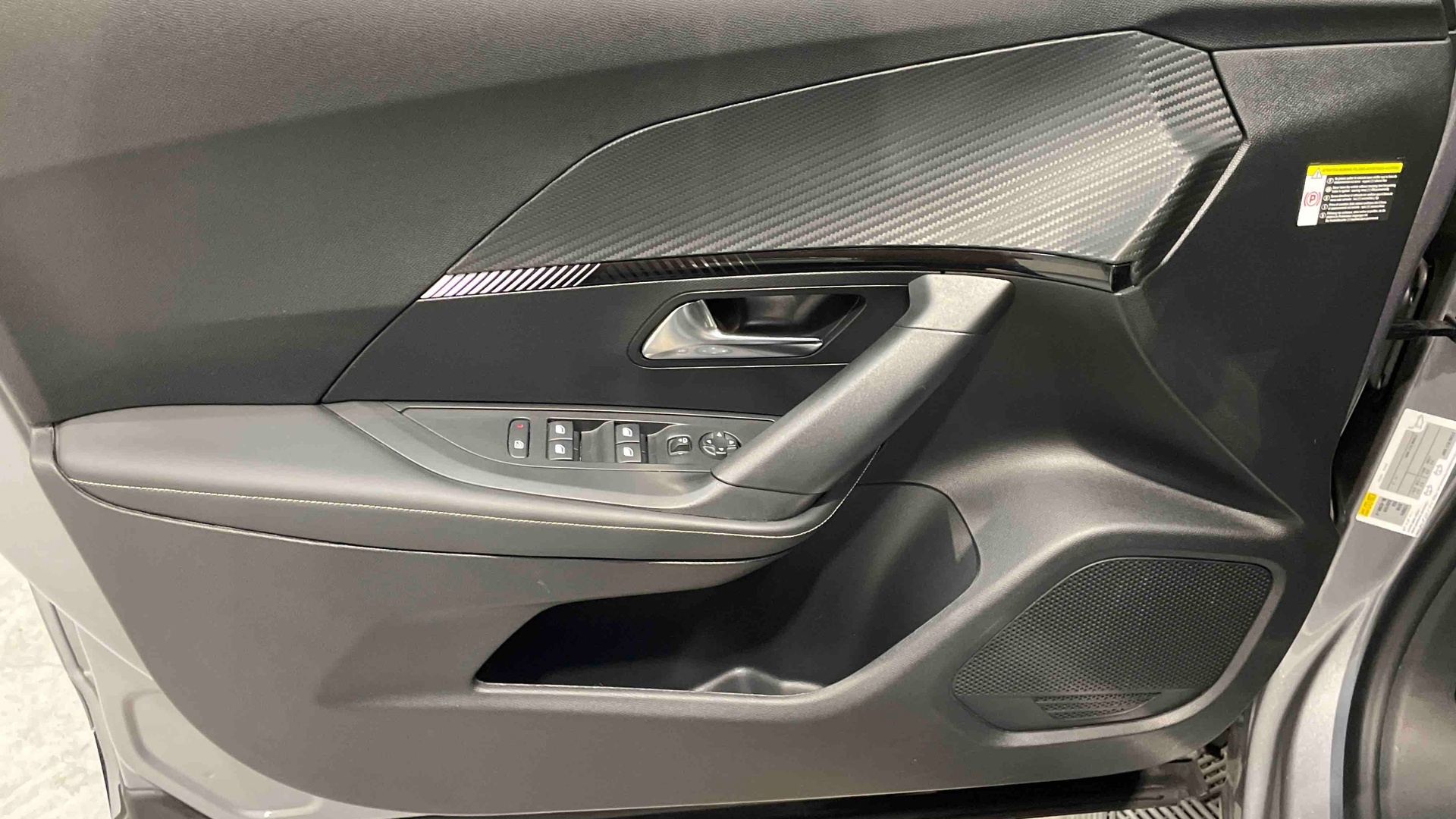PEUGEOT 2008 PureTech 130 S&S EAT8 Allure - 5P