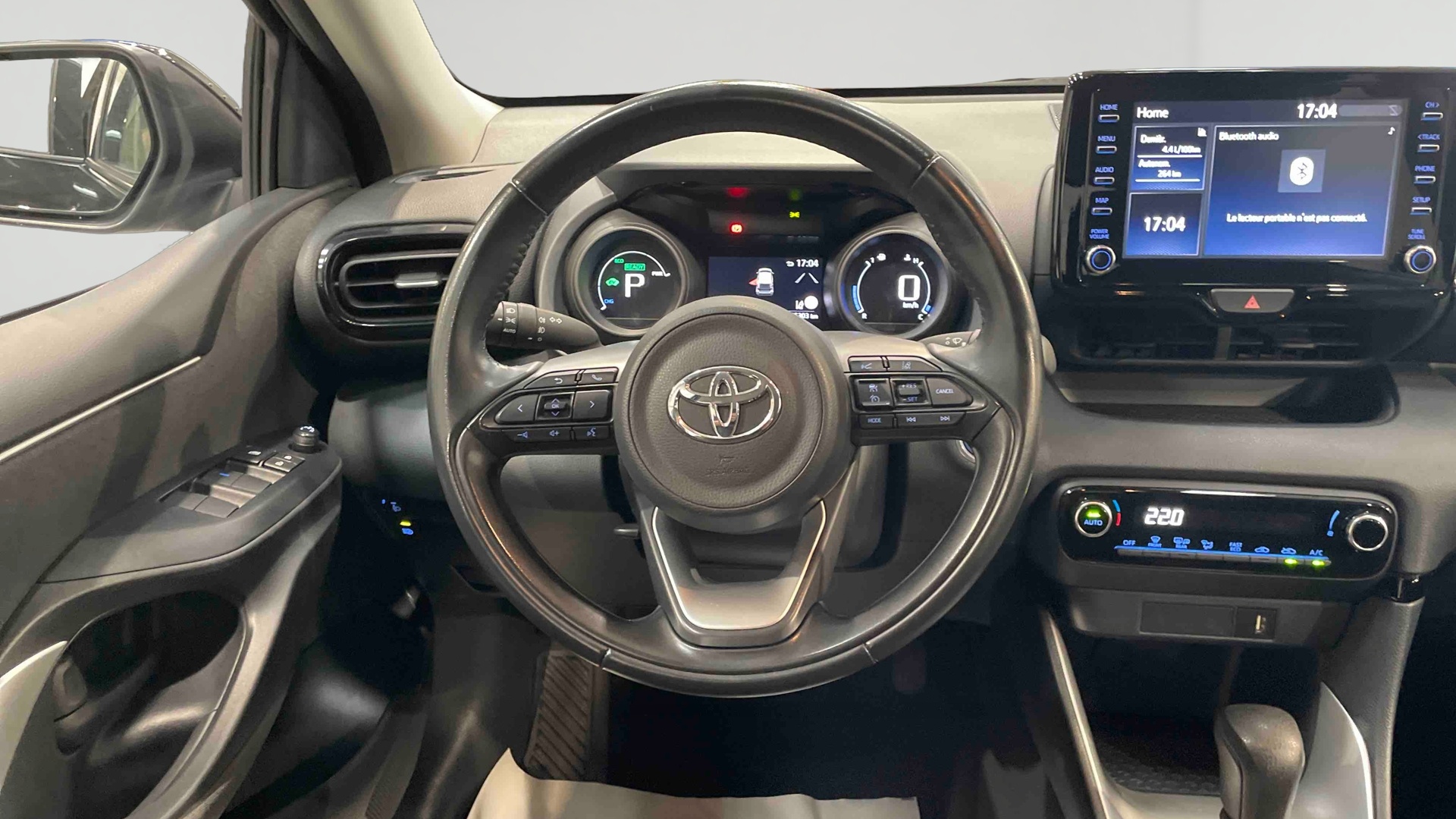 TOYOTA YARIS HYBRIDE MY21 116h Design