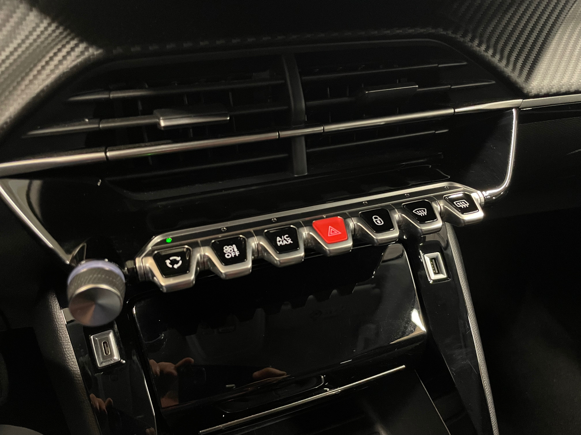 PEUGEOT 208 ALLURE PURETECH 100 BVM