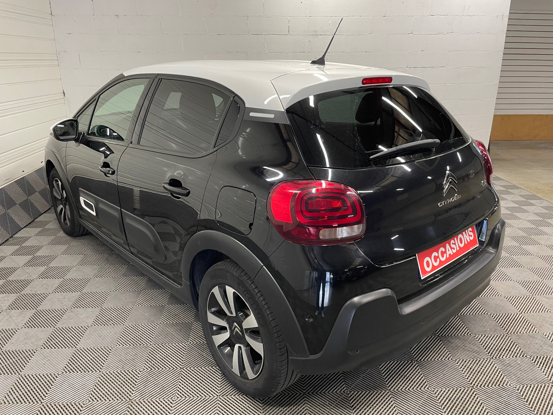 CITROEN C3 PureTech 110 S&S BVM6 Shine