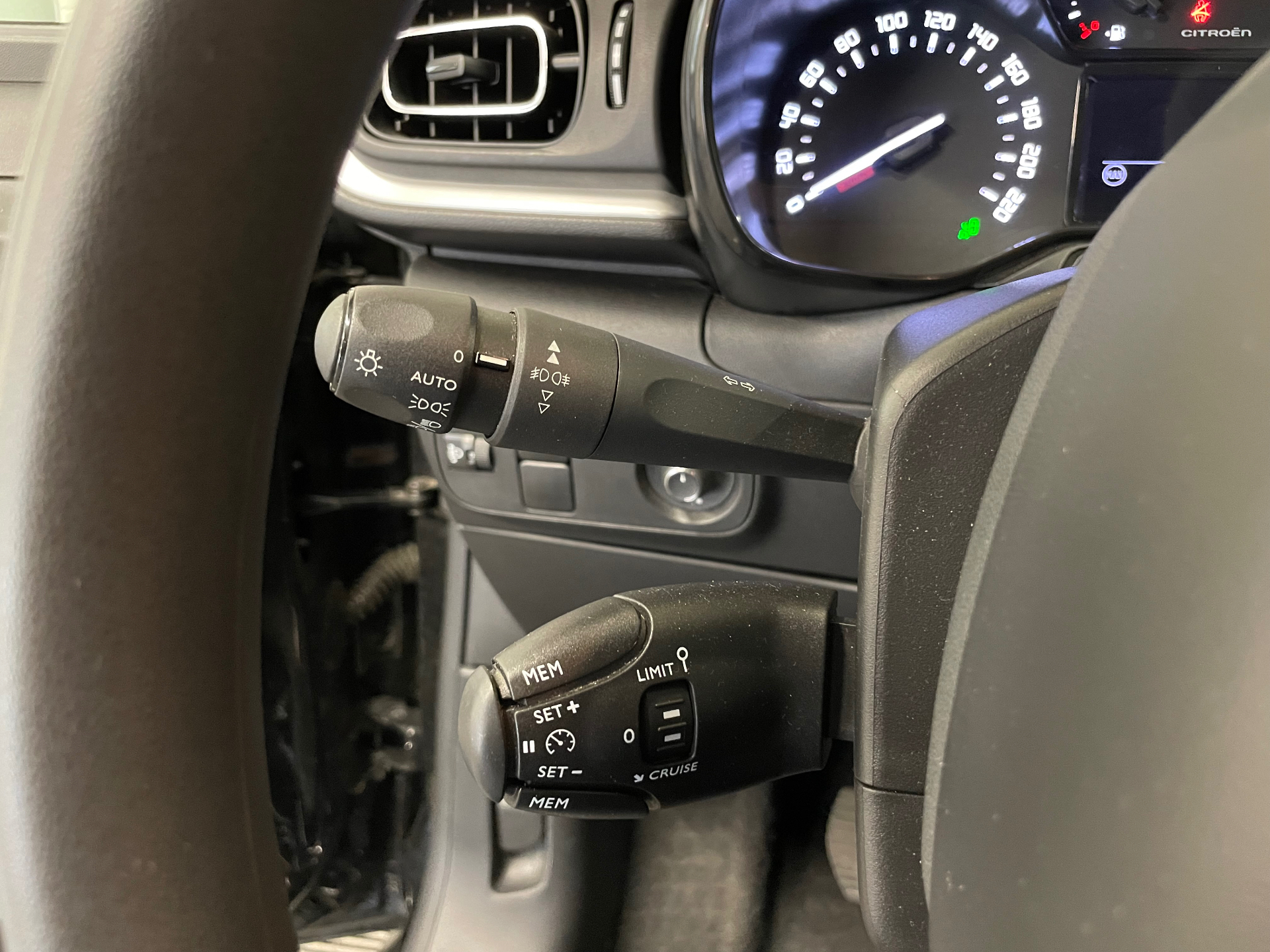 CITROEN C3 PureTech 110 S&S BVM6 Shine