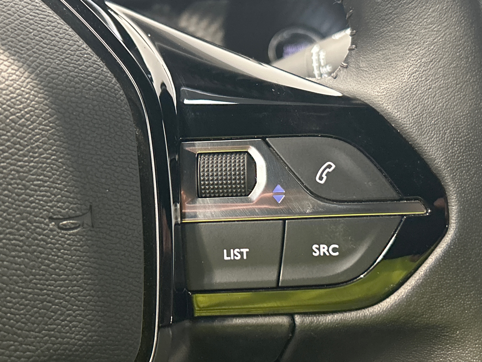 PEUGEOT 2008 PACK PT 130 S&S BVM6