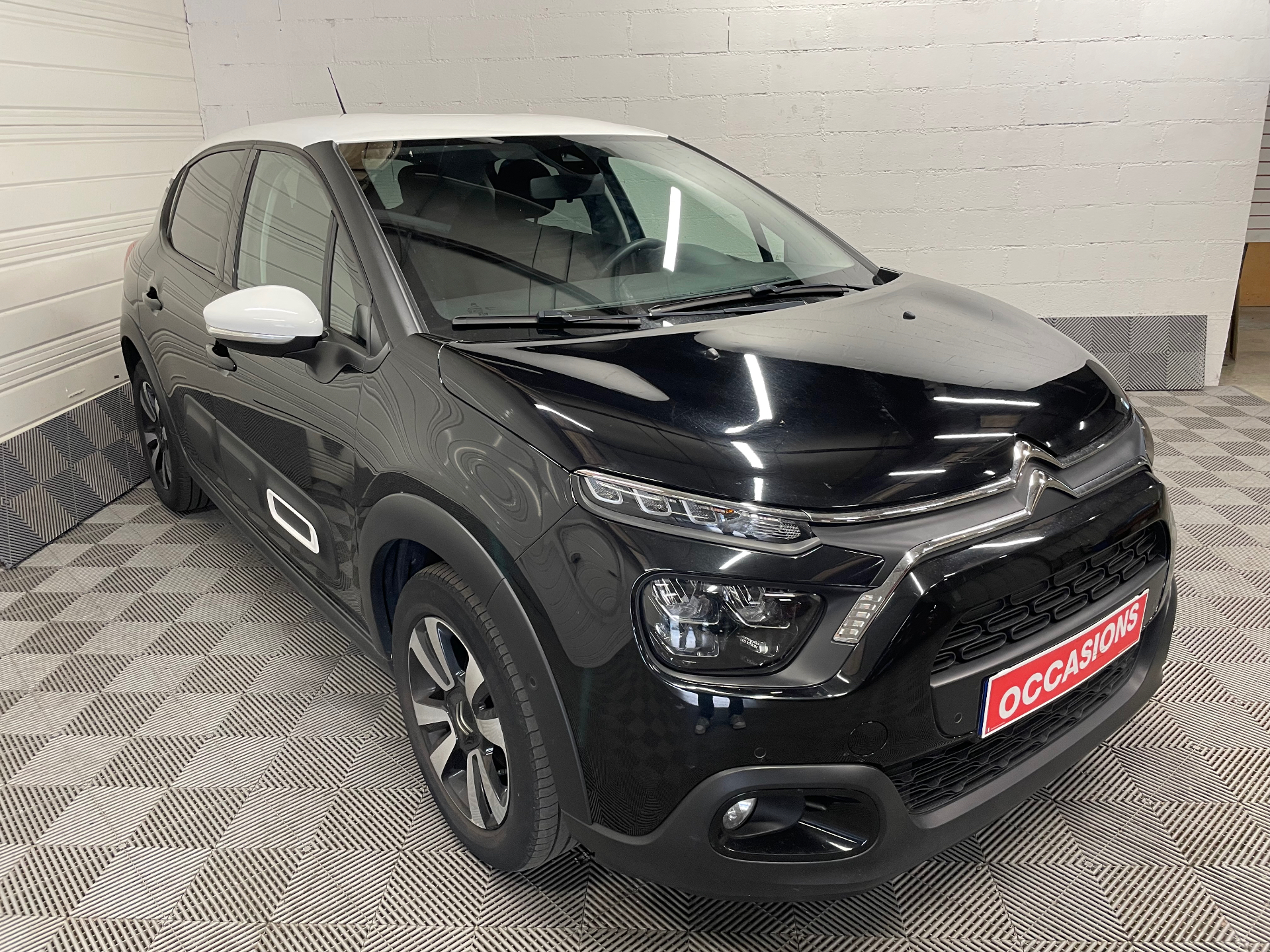 CITROEN C3 PureTech 110 S&S BVM6 Shine