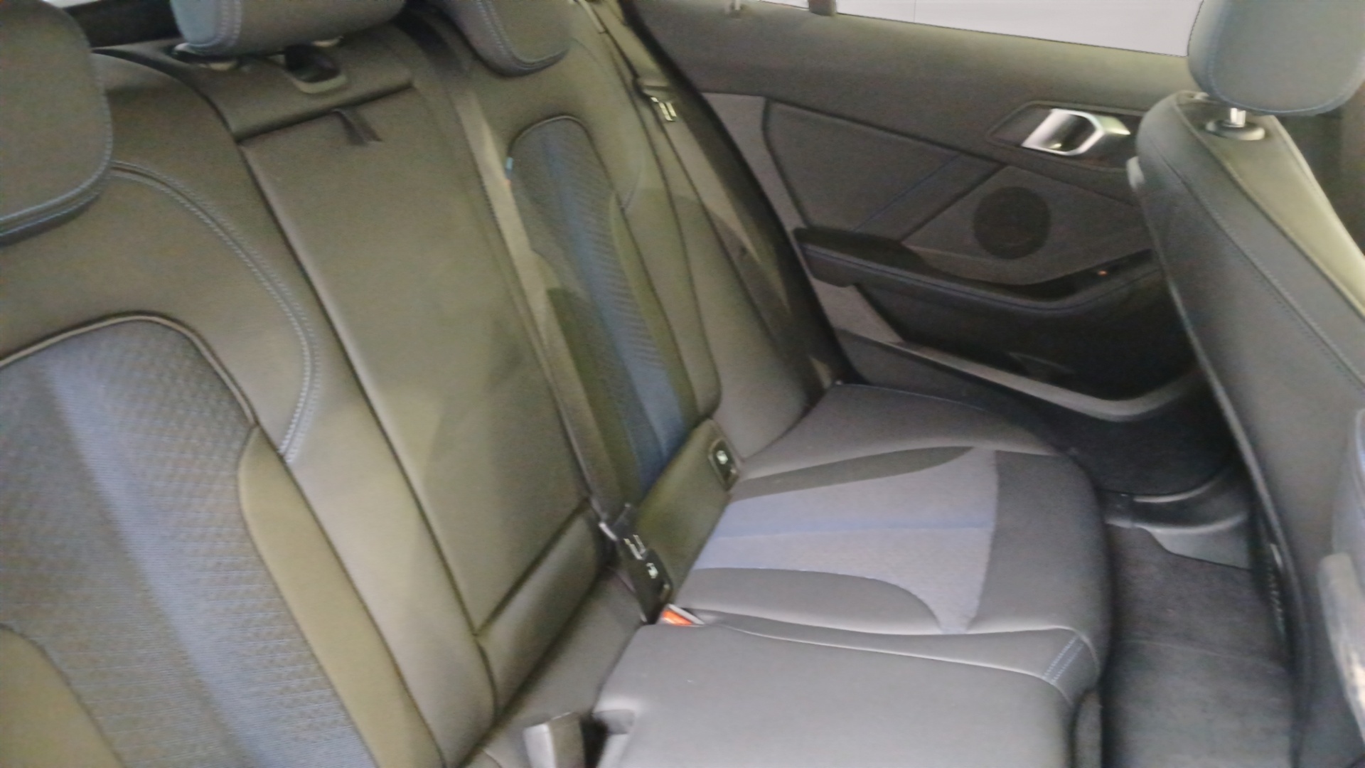 BMW SERIE 1 F40 118i 136 ch DKG7 M Sport