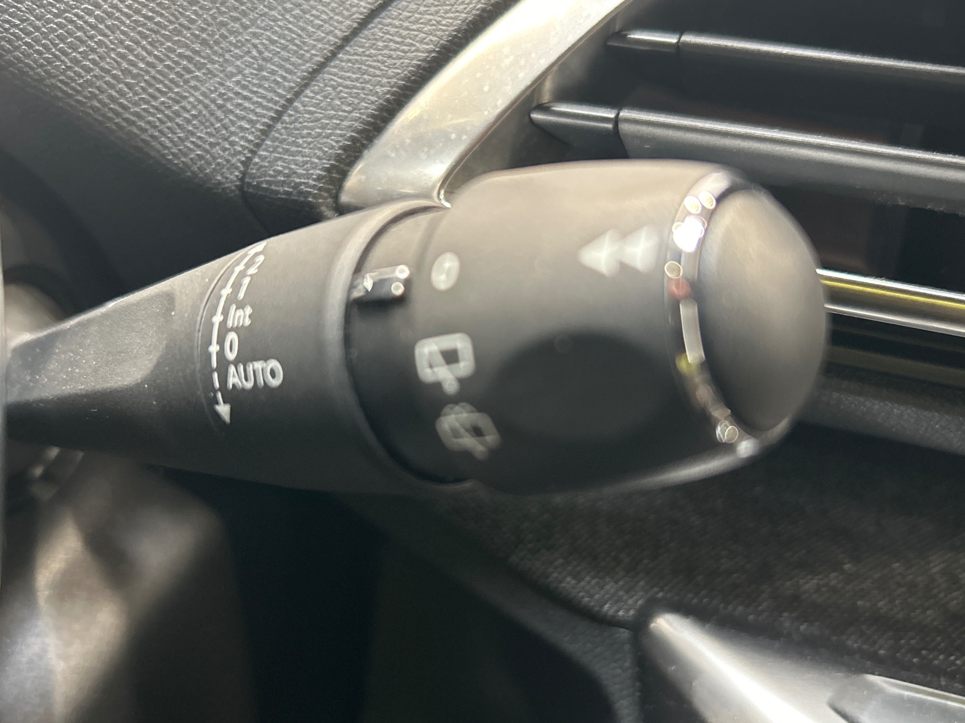 PEUGEOT 3008 ALLURE PACK HYBRID 136 CH E-DCS6