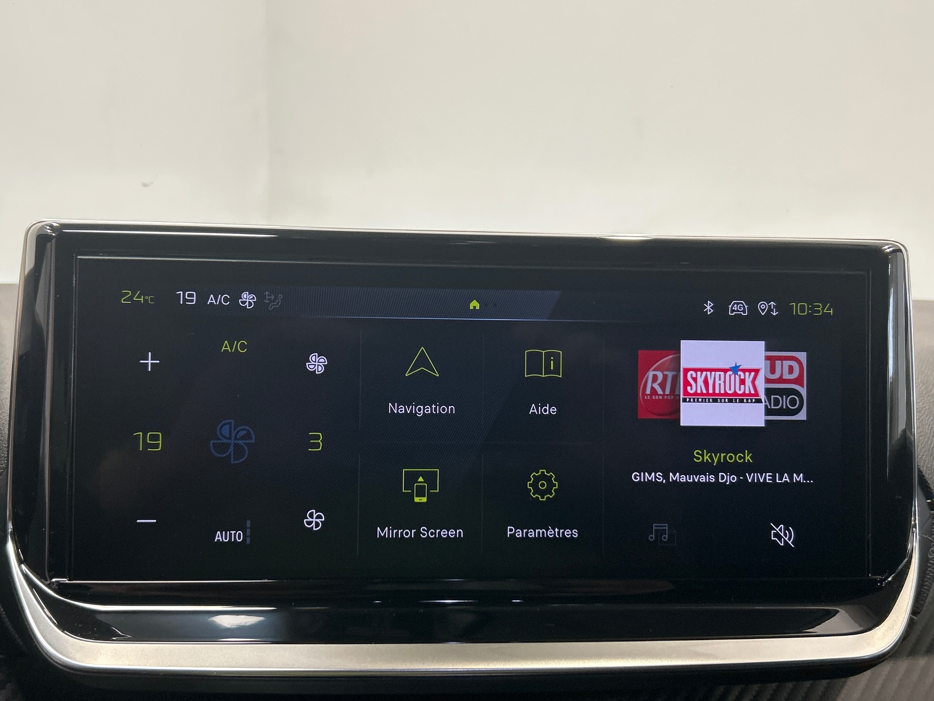 PEUGEOT 208 GT Hybrid 110 ch e-DCS6