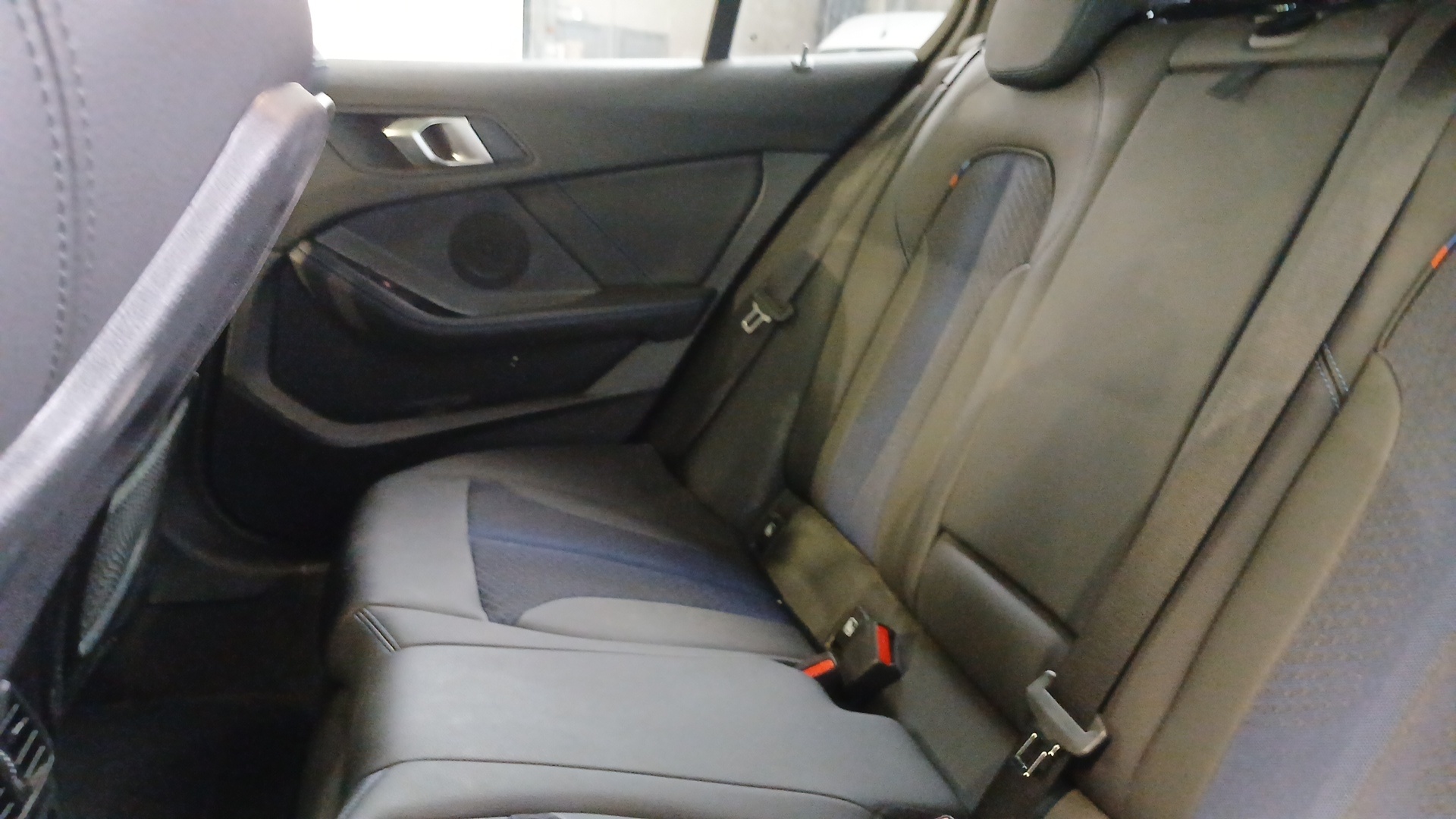 BMW SERIE 1 F40 118i 136 ch DKG7 M Sport