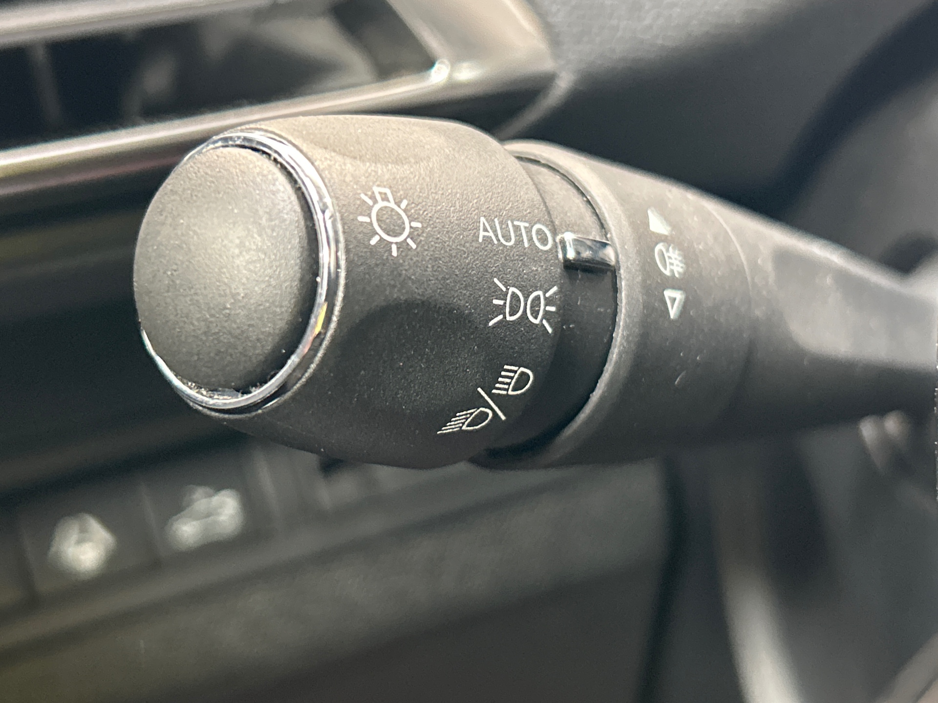 PEUGEOT 5008 ALLURE PK BHDI 130 S&S EAT8