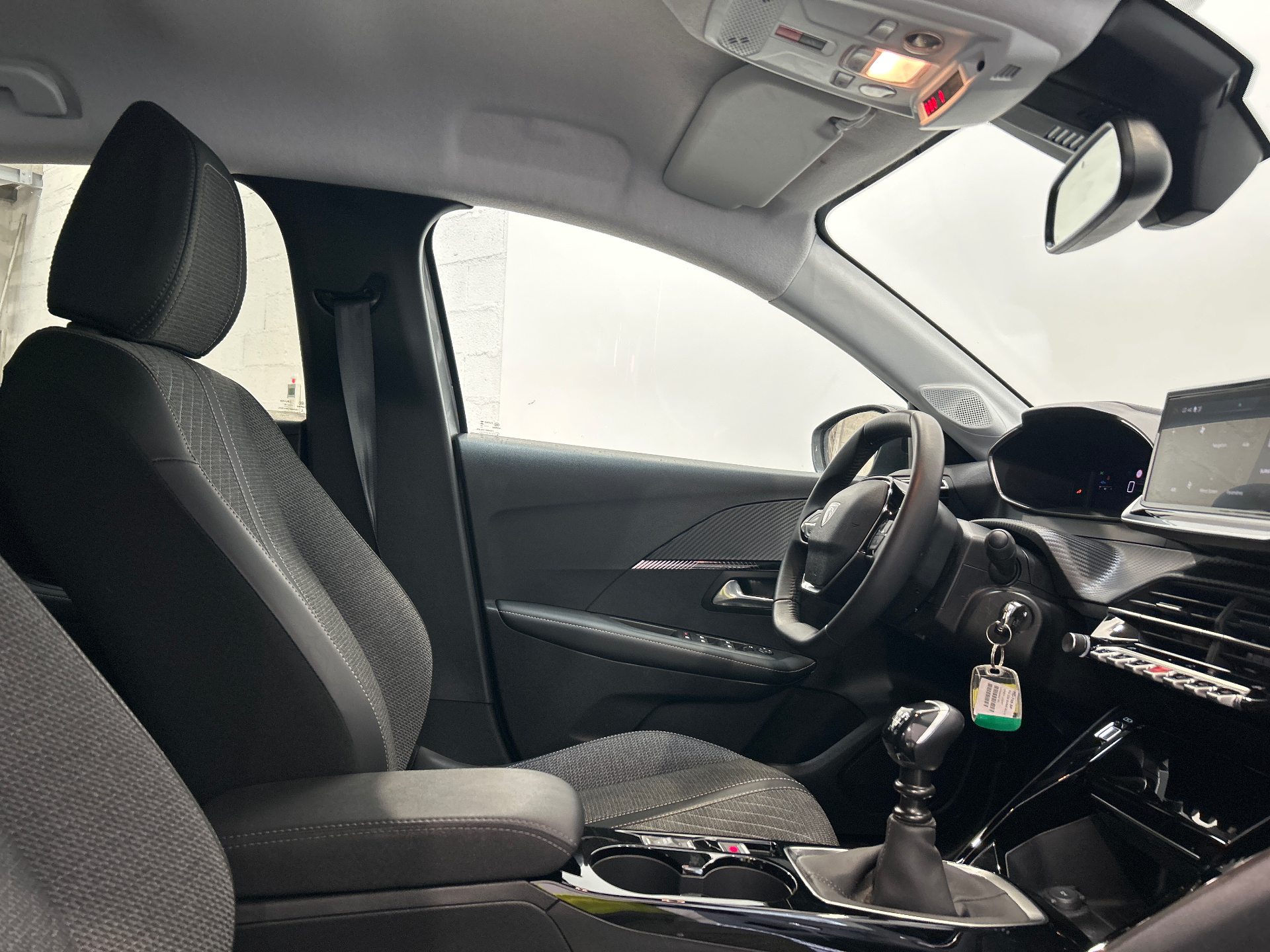 PEUGEOT 208 Allure 100 ch BVM6