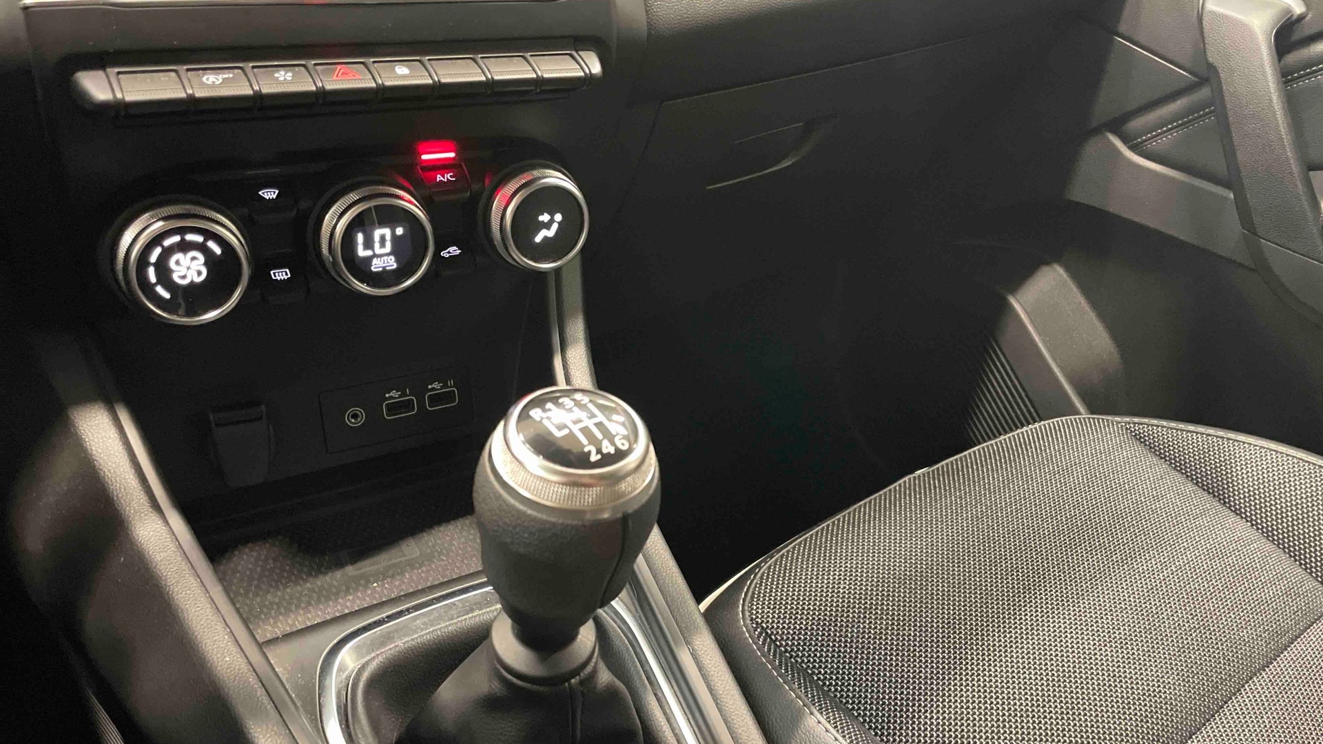 RENAULT CAPTUR TCe 90 Techno