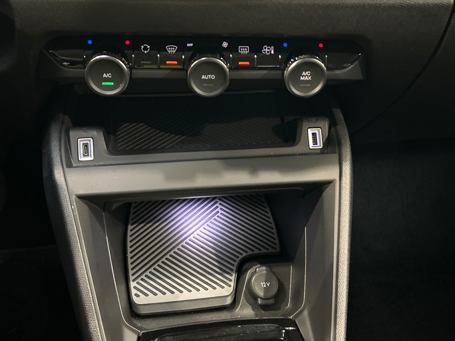 CITROEN C4 Hybride 145ch e-DCS6 PLUS