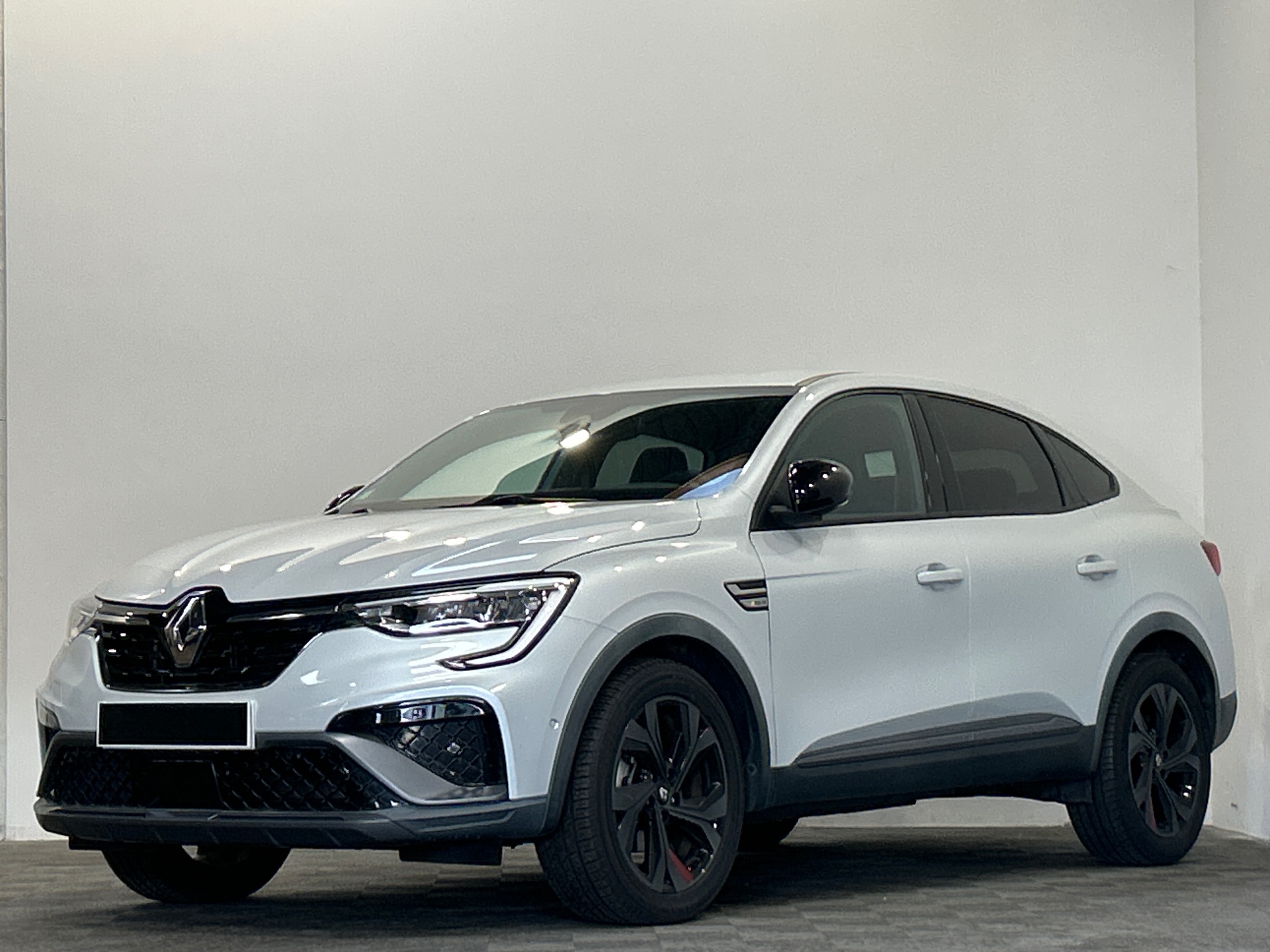 RENAULT ARKANA E-Tech 145 - 21B R.S. Line