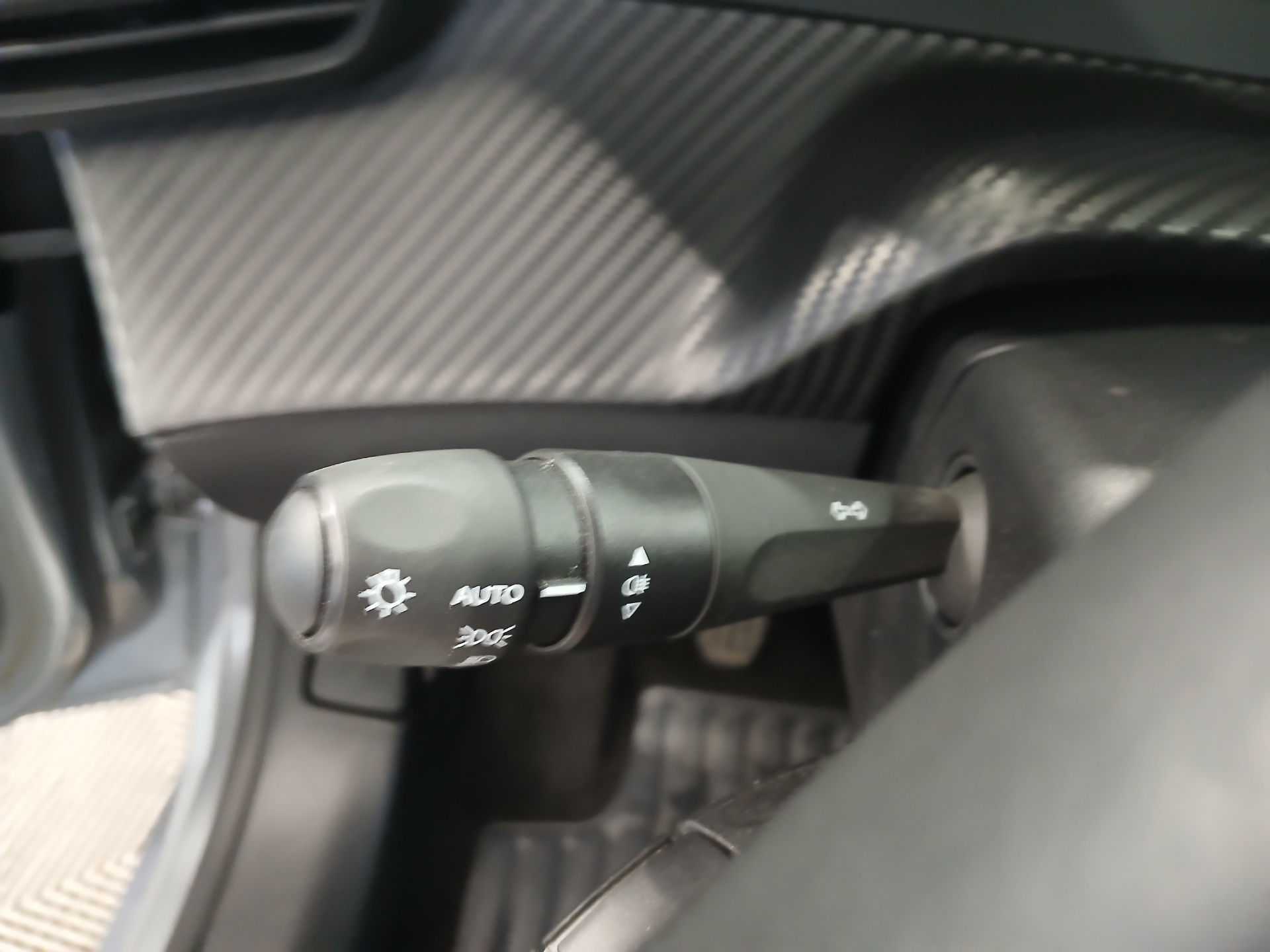 PEUGEOT 208 Style 100 ch BVM6
