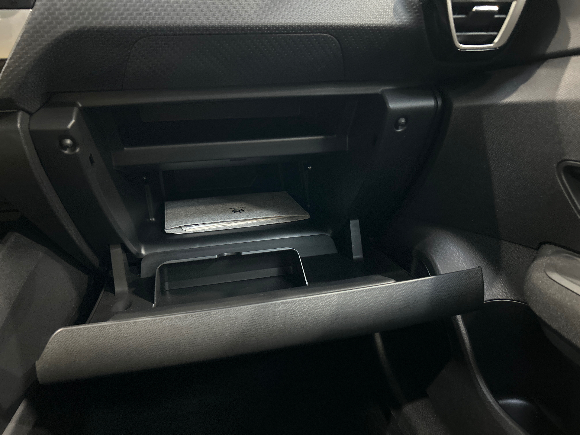 CITROEN C4 Hybride 145ch e-DCS6 PLUS
