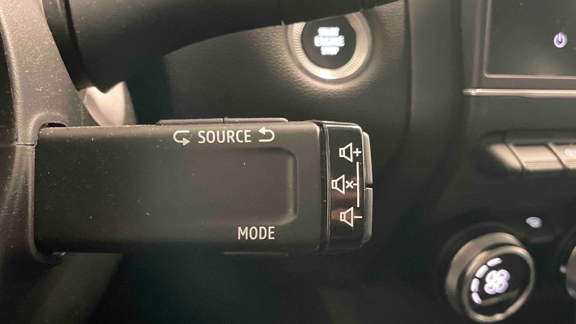 RENAULT CAPTUR TCe 90 Techno