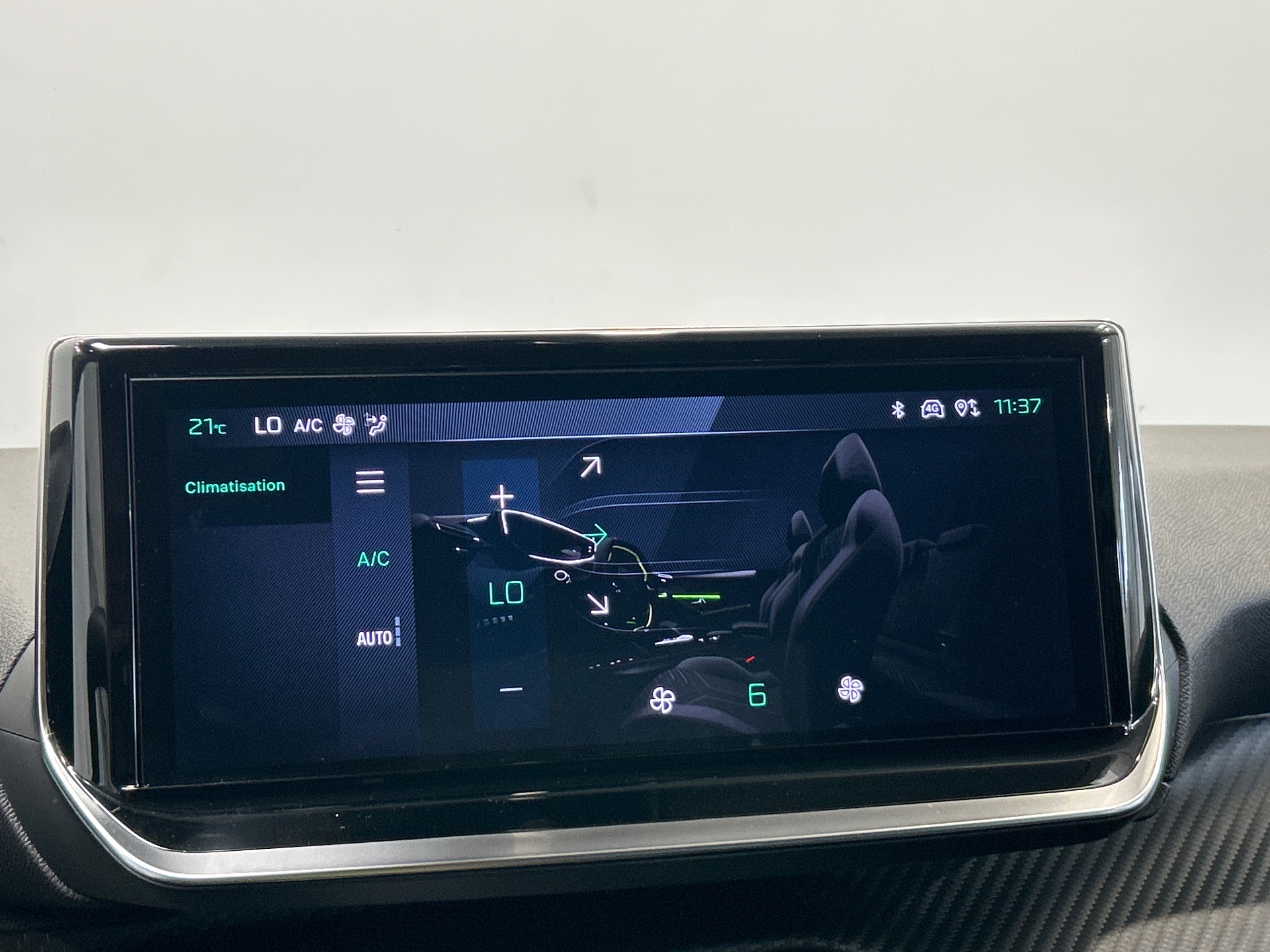 PEUGEOT 208 Allure 100 ch BVM6