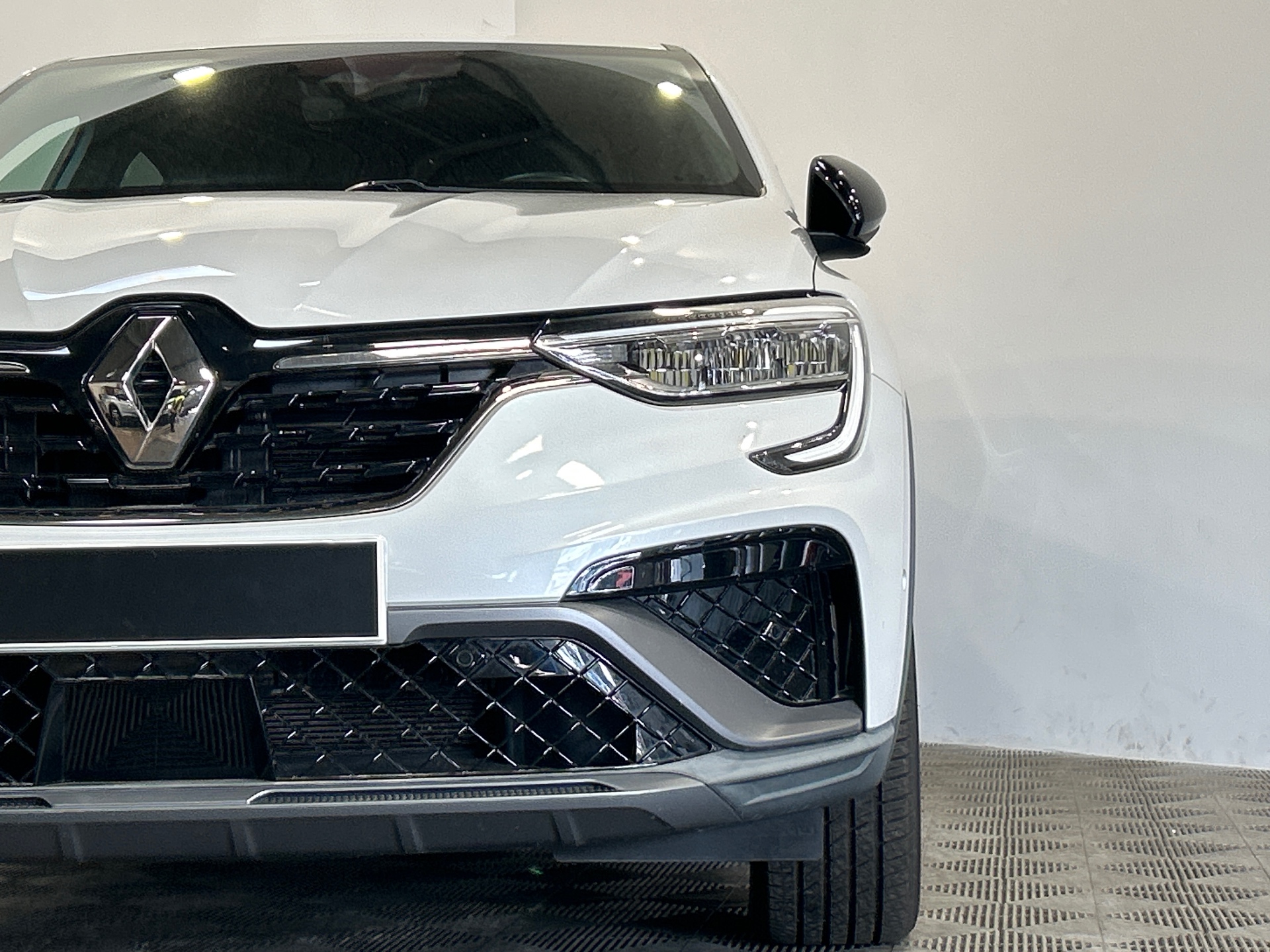 RENAULT ARKANA E-Tech 145 - 21B R.S. Line