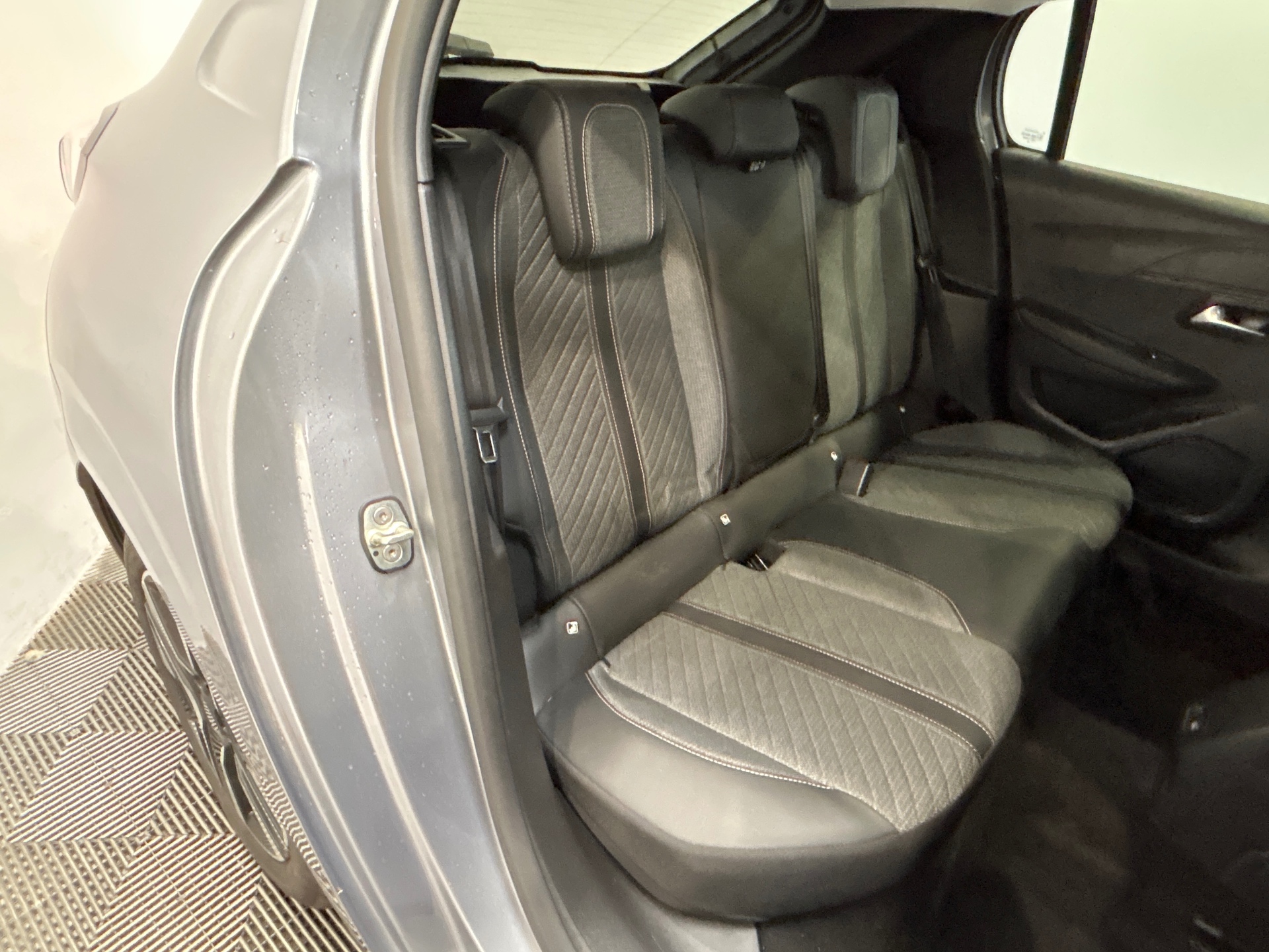 PEUGEOT 208 Allure 100 ch BVM6