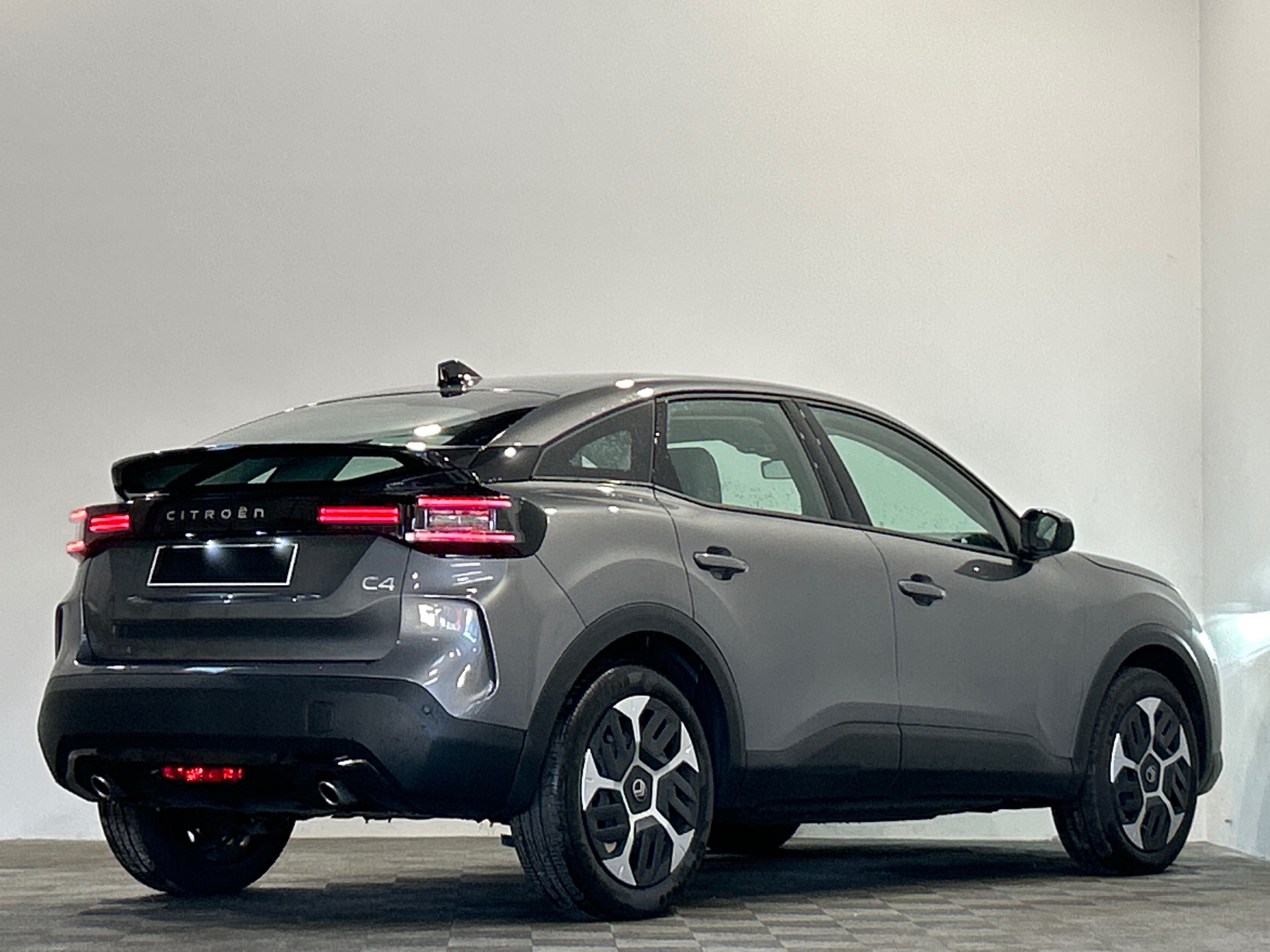 CITROEN C4 Hybride 145ch e-DCS6 PLUS