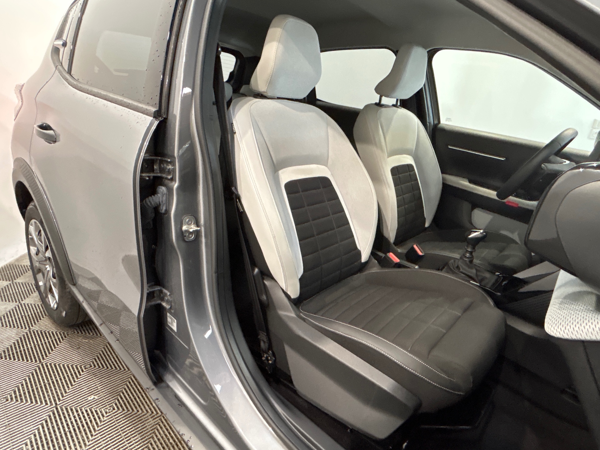CITROEN C3 Turbo 100ch boîte manuelle MAX