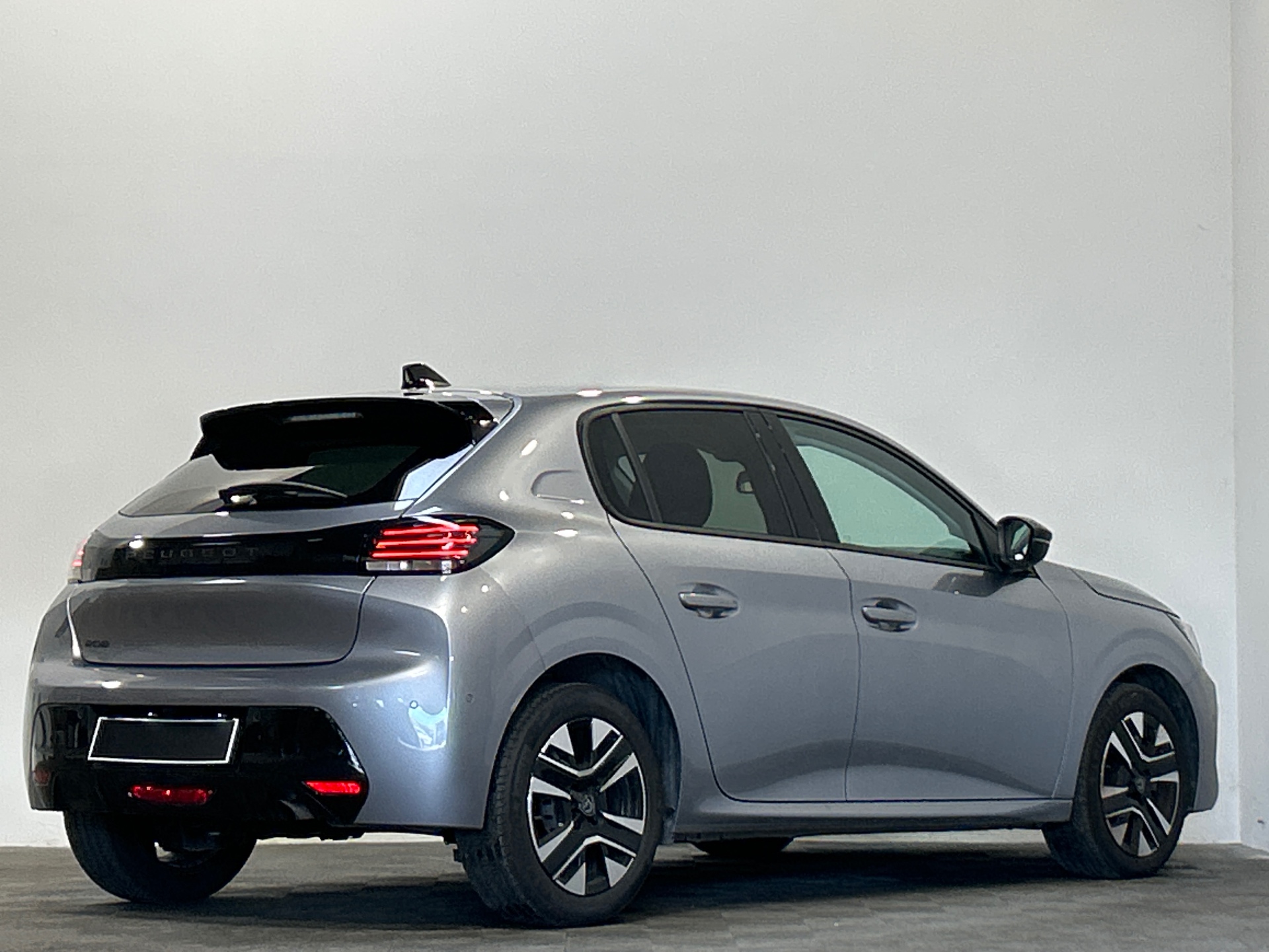 PEUGEOT 208 Allure 100 ch BVM6