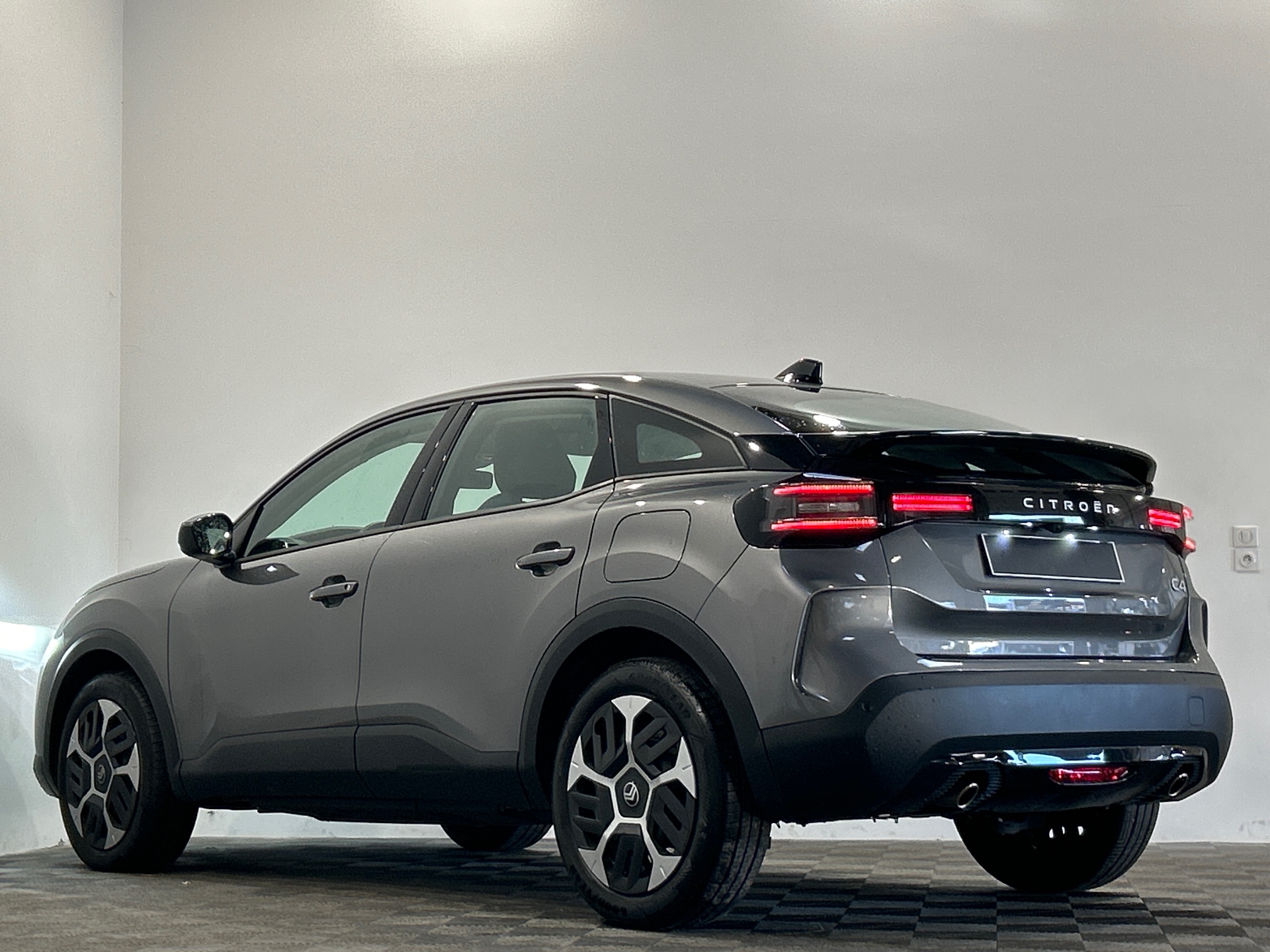CITROEN C4 Hybride 145ch e-DCS6 PLUS